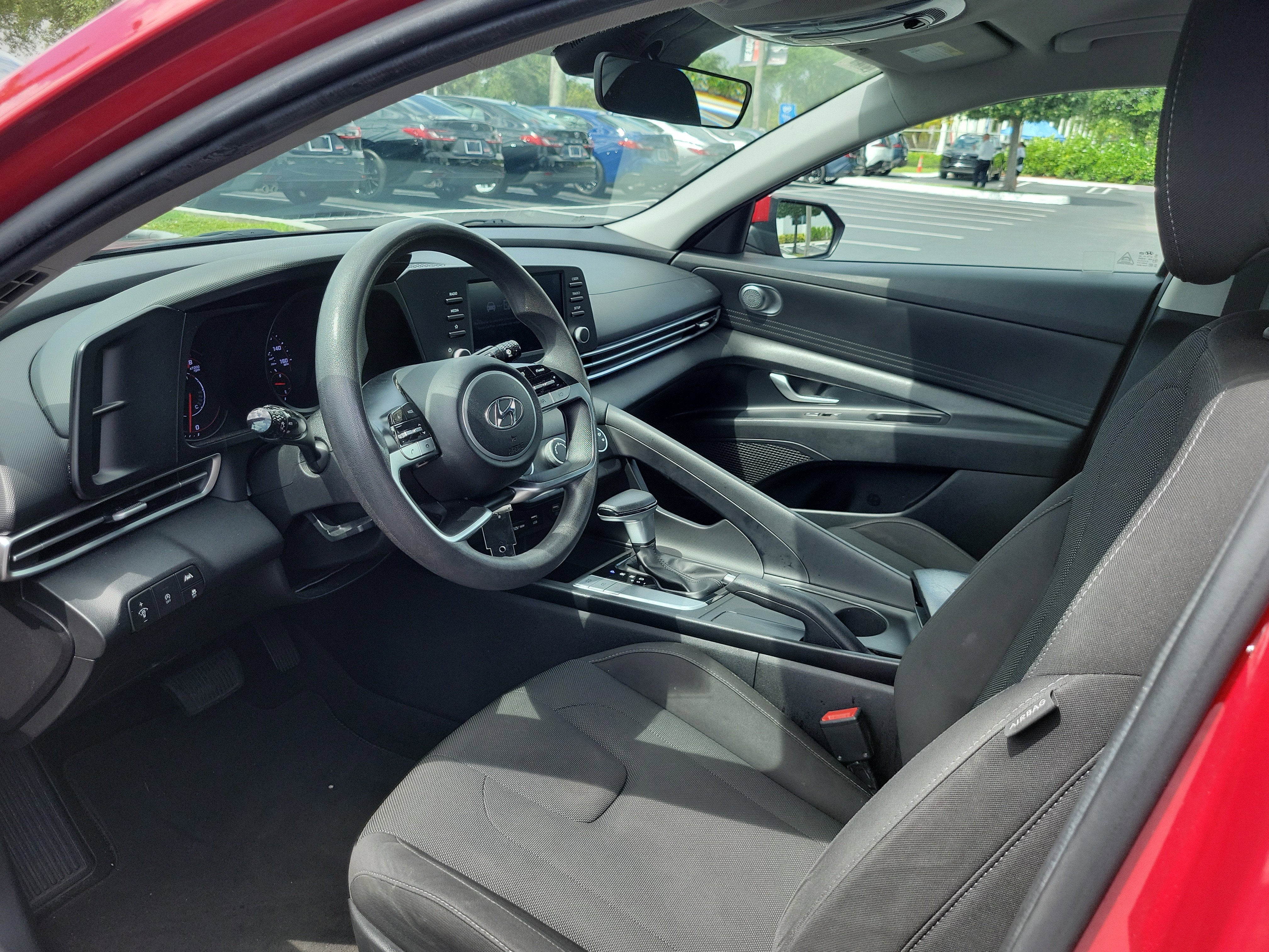 2021 Hyundai Elantra SE