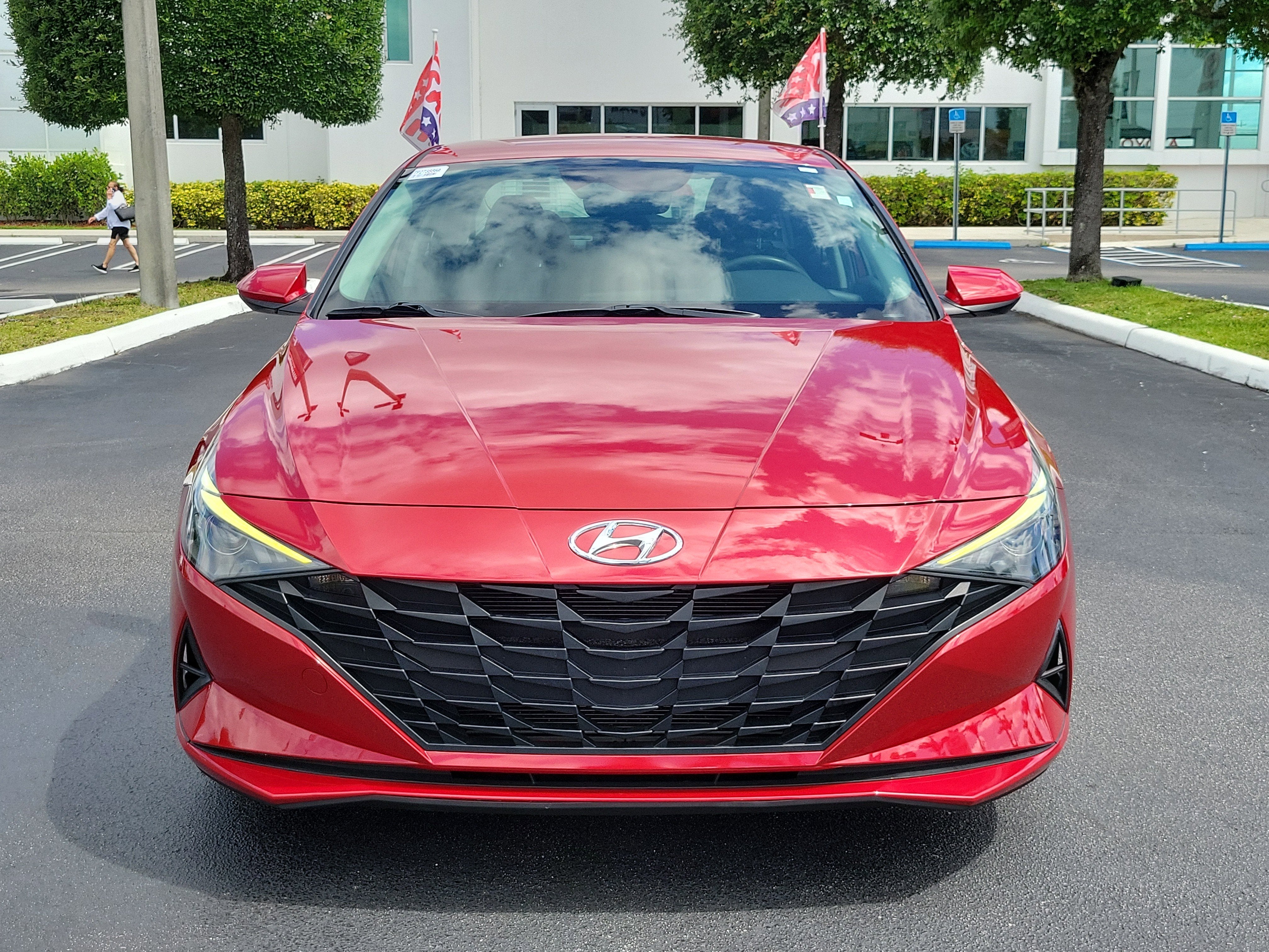 2021 Hyundai Elantra SE