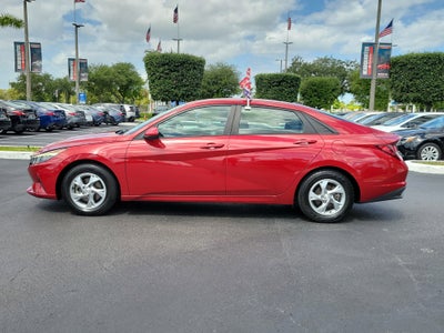 2021 Hyundai Elantra SE