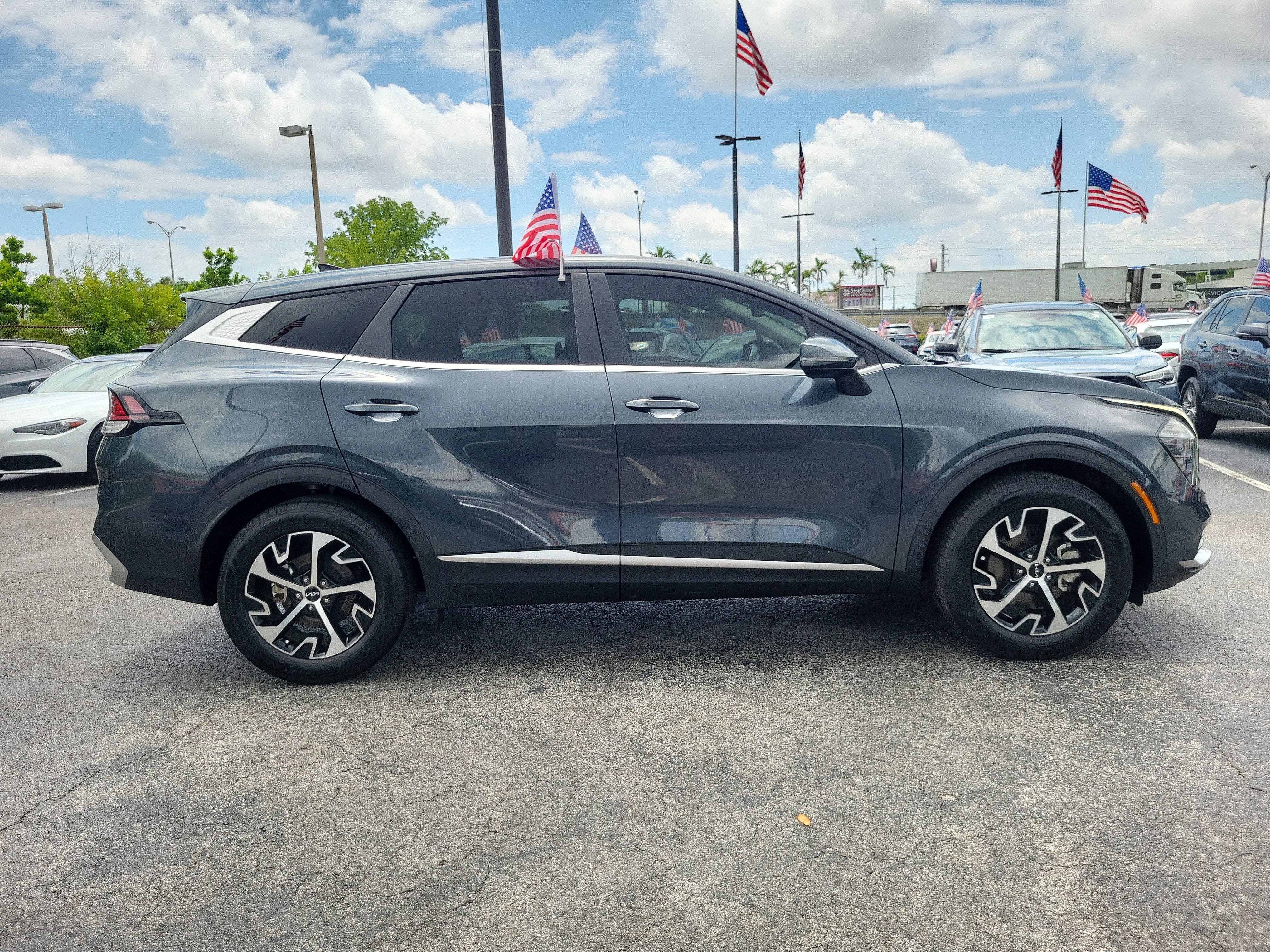 2024 Kia Sportage EX