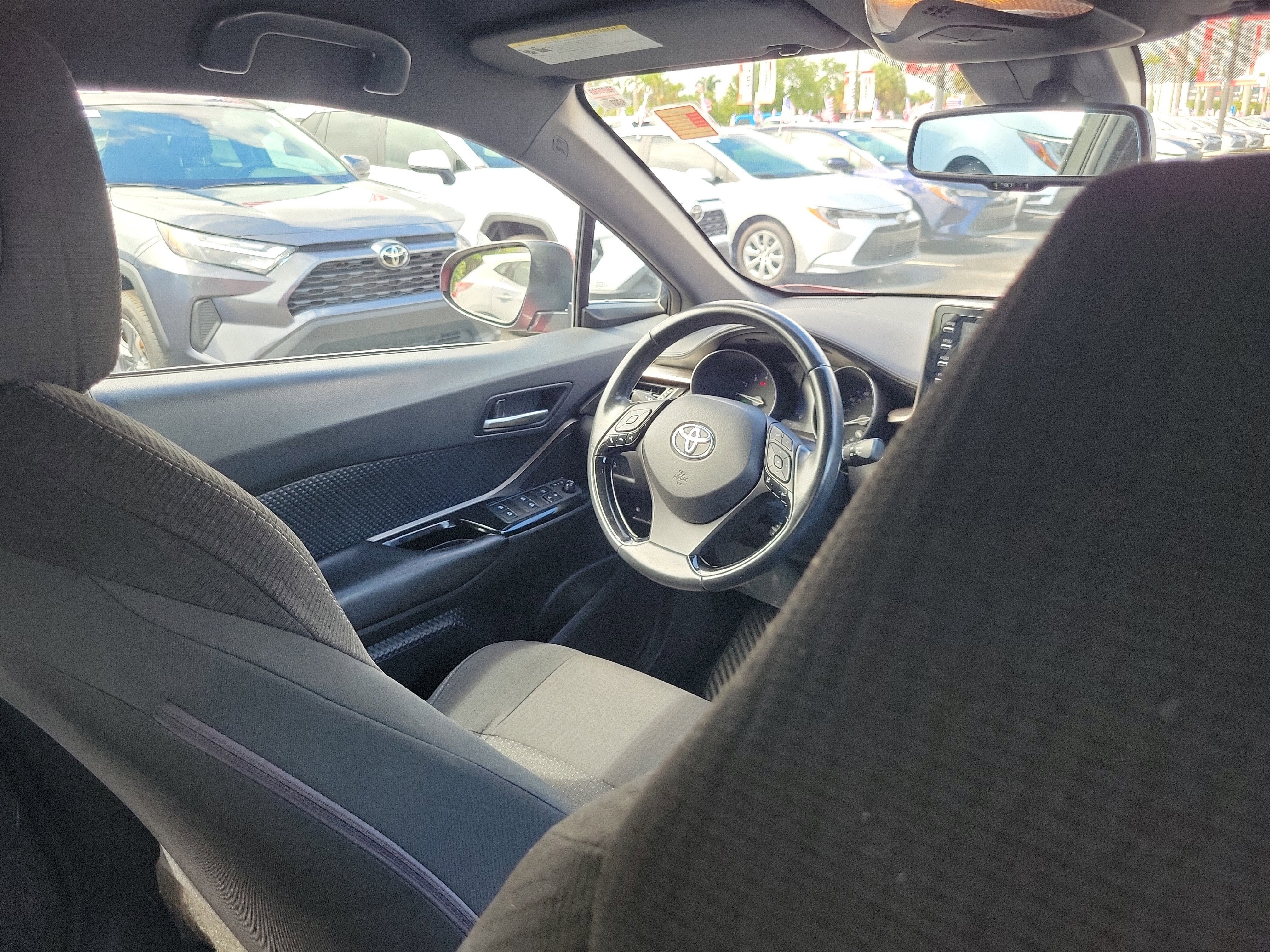 2019 Toyota C-HR XLE