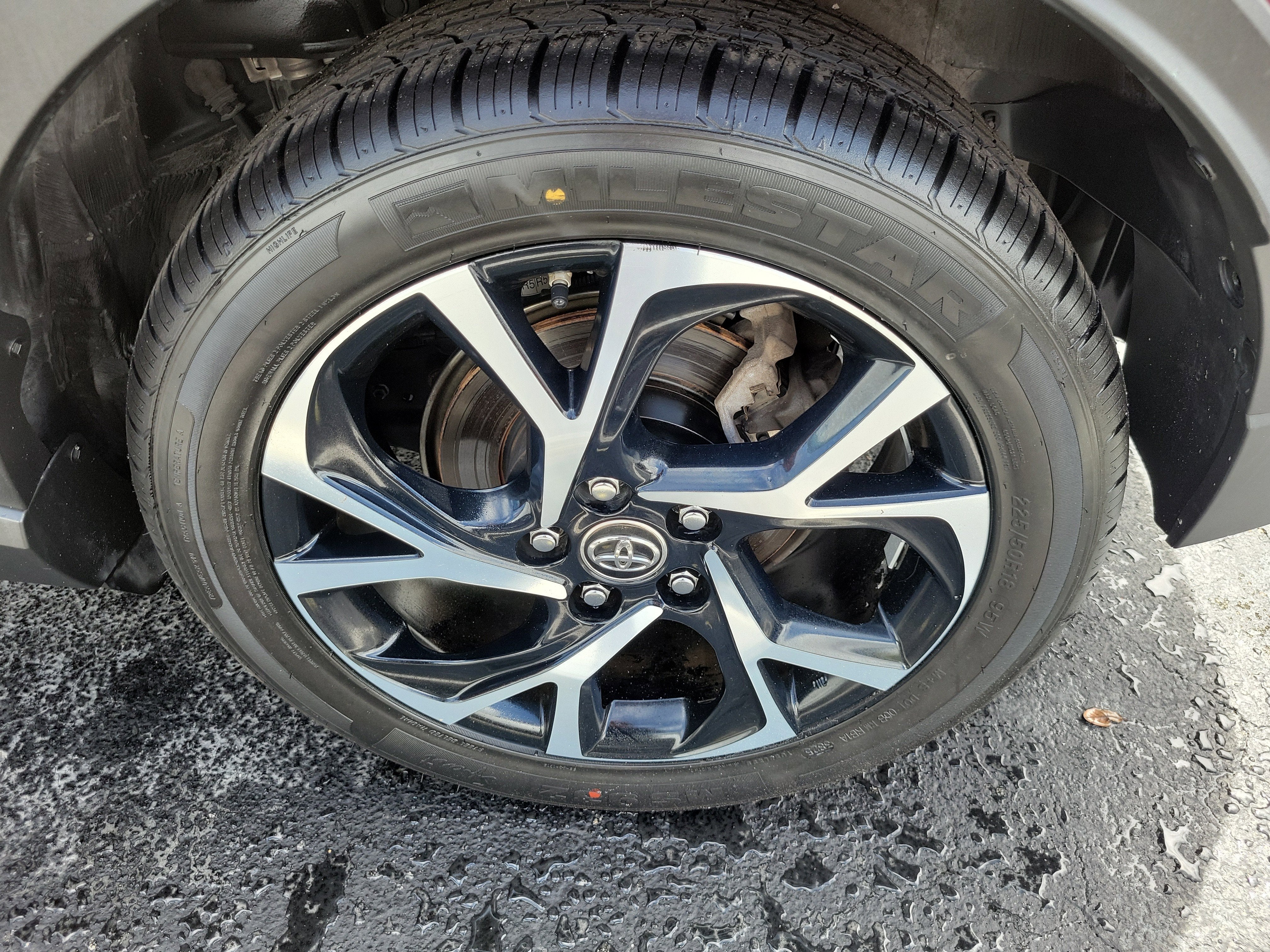 2019 Toyota C-HR XLE