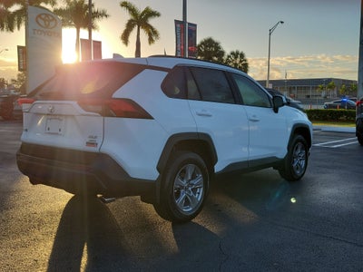 2025 Toyota RAV4 XLE