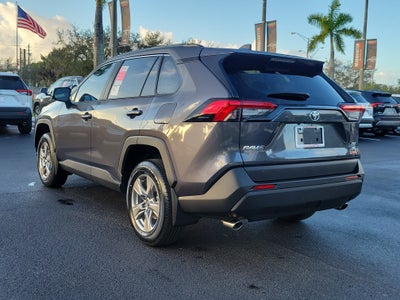 2025 Toyota RAV4 XLE