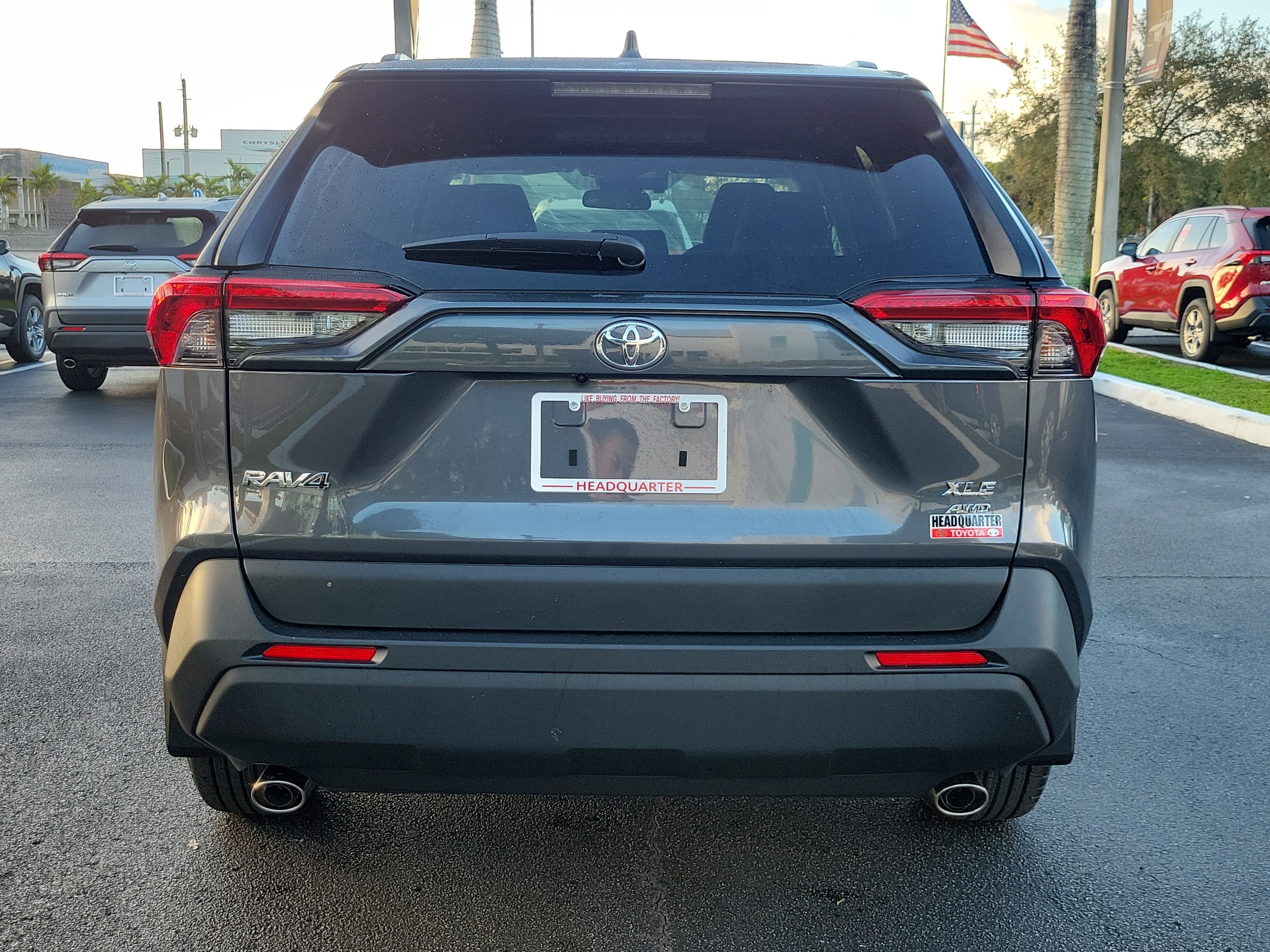 2025 Toyota RAV4 XLE