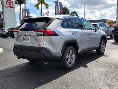 2025 Toyota RAV4 XLE