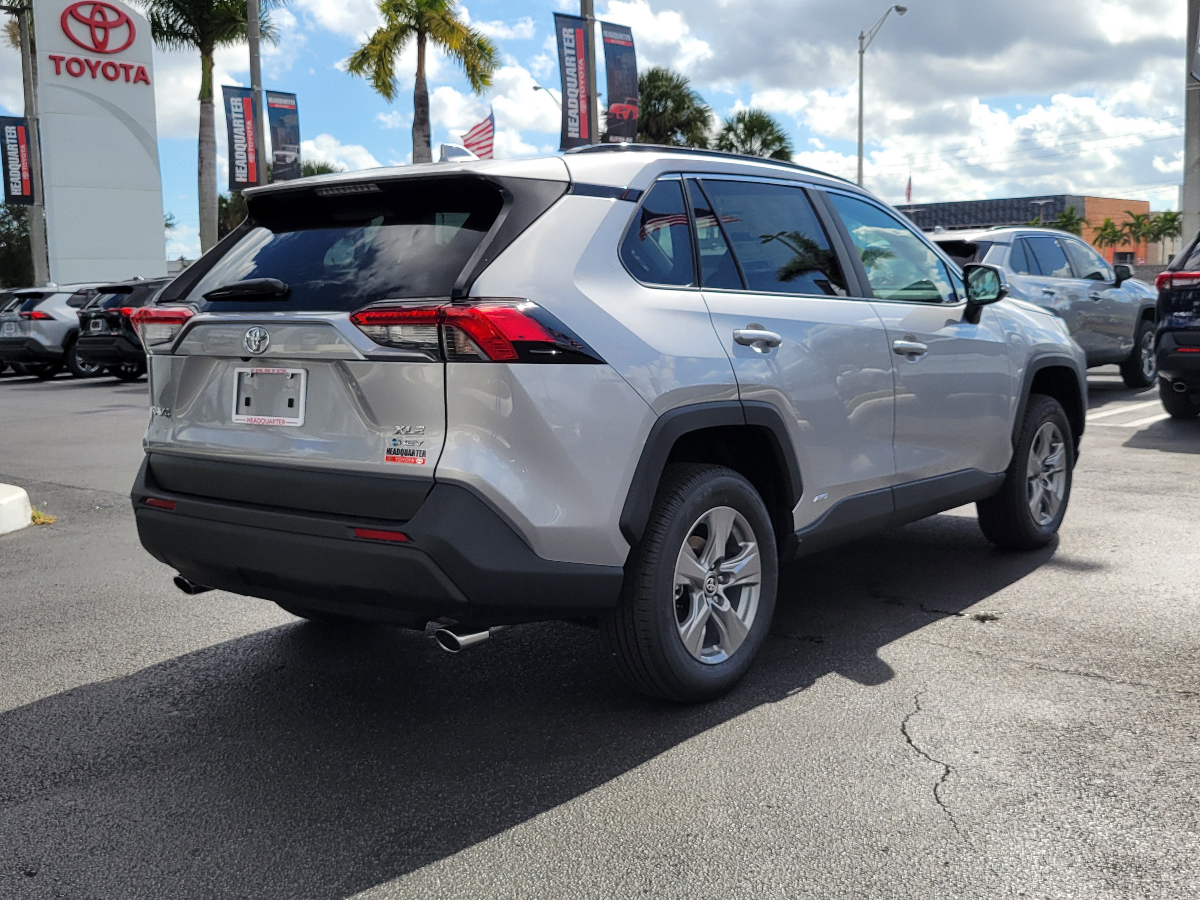2025 Toyota RAV4 XLE