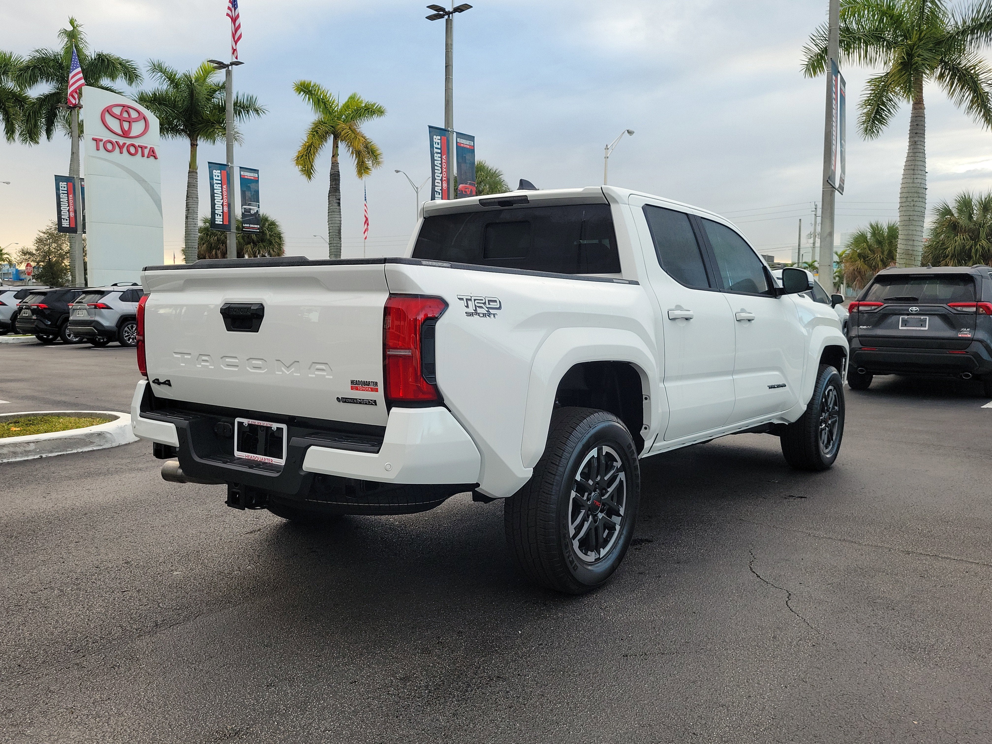 2026 Toyota Tacoma i-FORCE MAX TRD Sport i-FORCE MAX