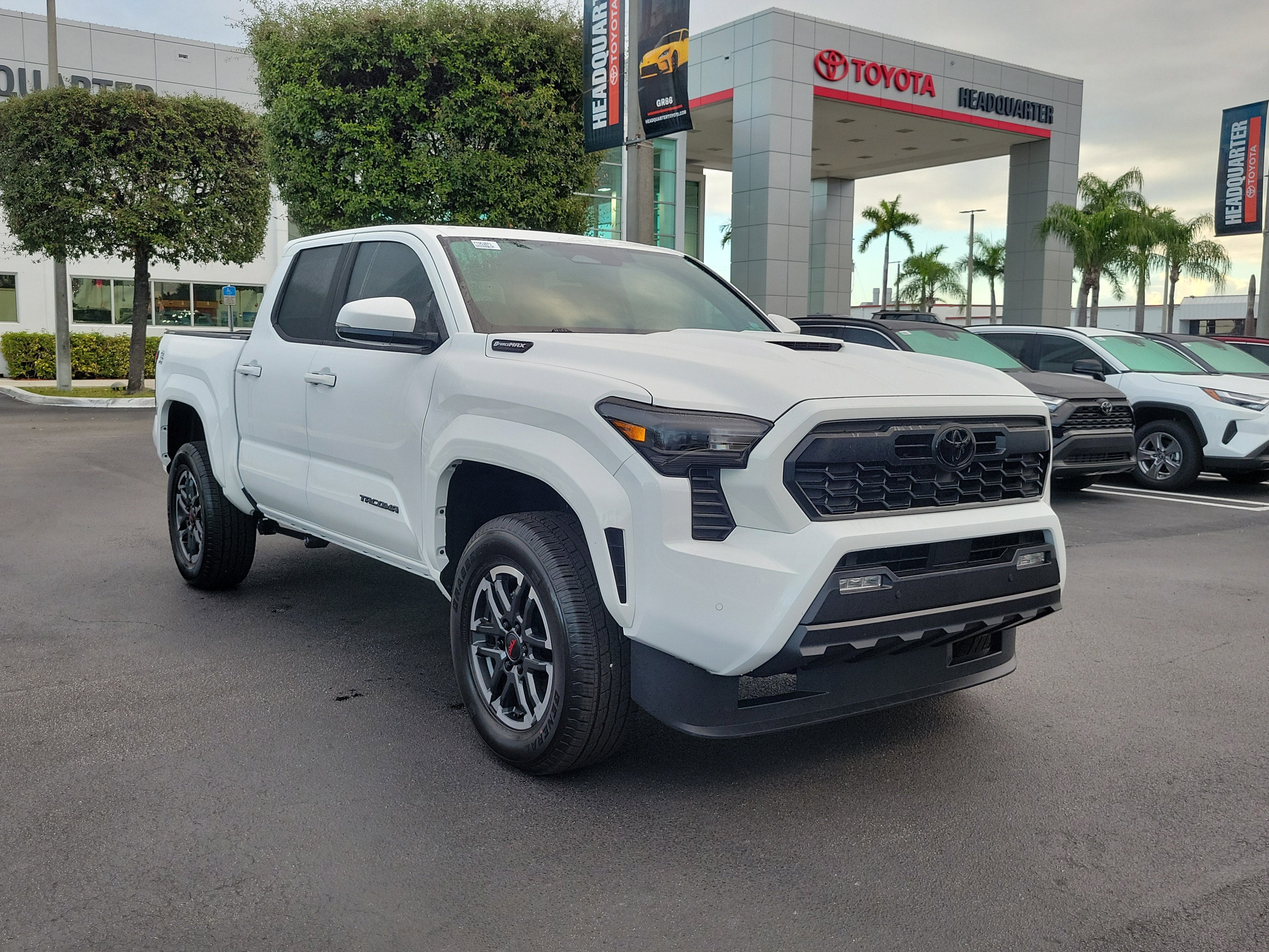 2026 Toyota Tacoma i-FORCE MAX TRD Sport i-FORCE MAX
