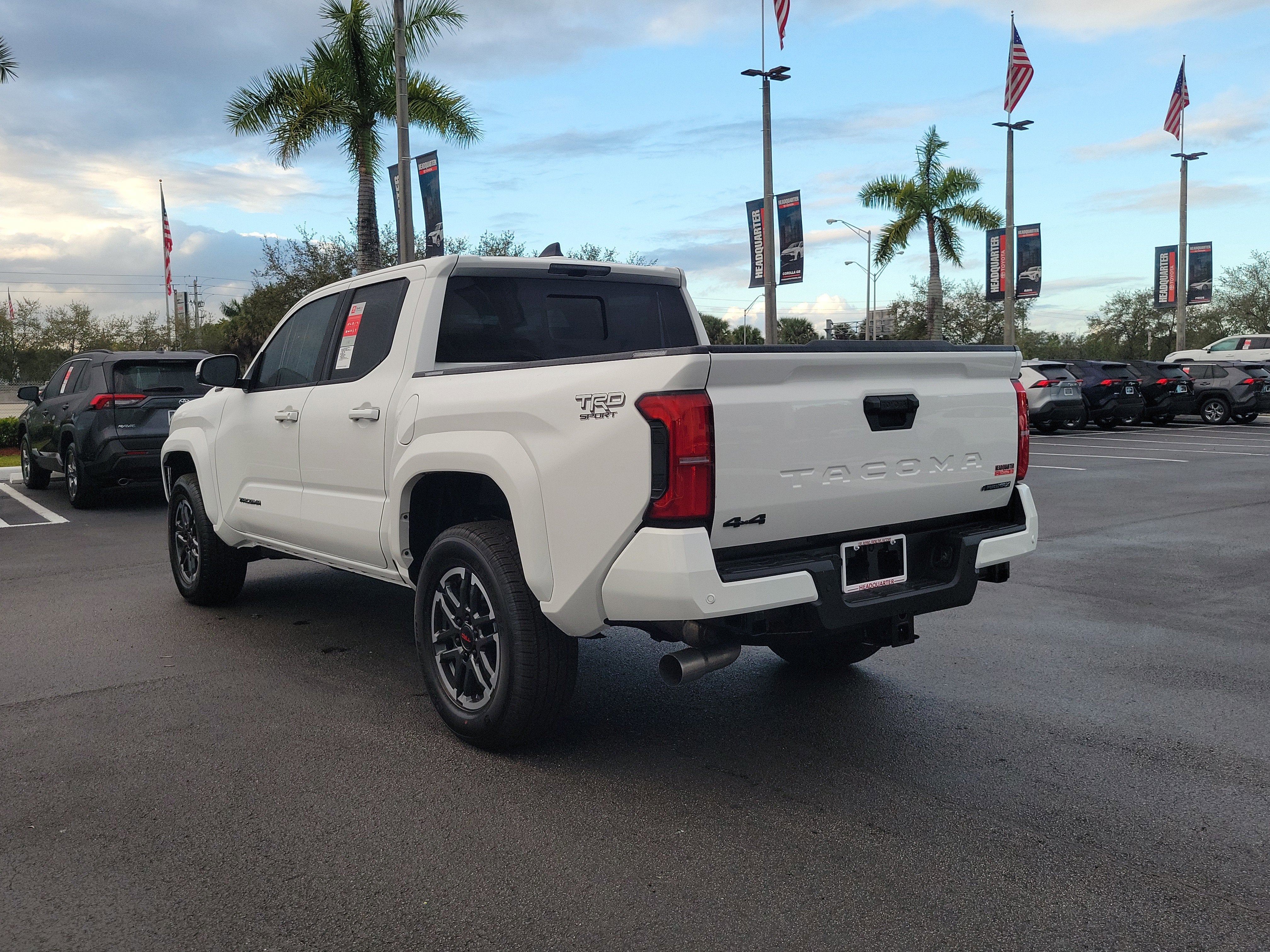 2026 Toyota Tacoma i-FORCE MAX TRD Sport i-FORCE MAX