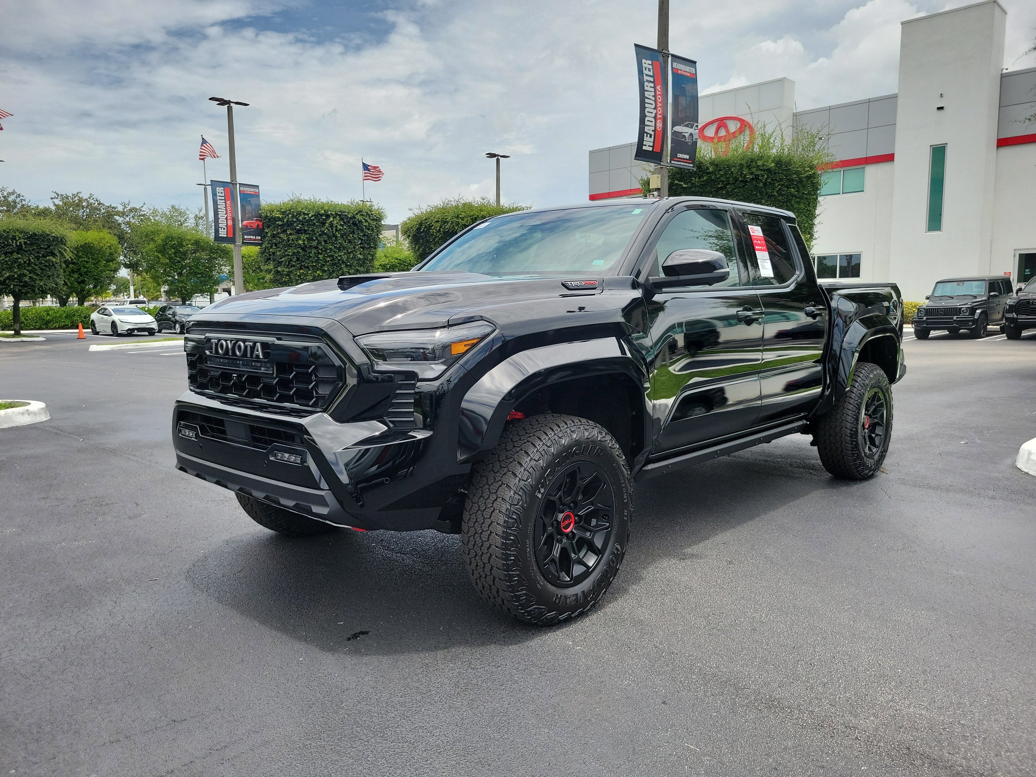 2026 Toyota Tacoma i-FORCE MAX TRD Pro