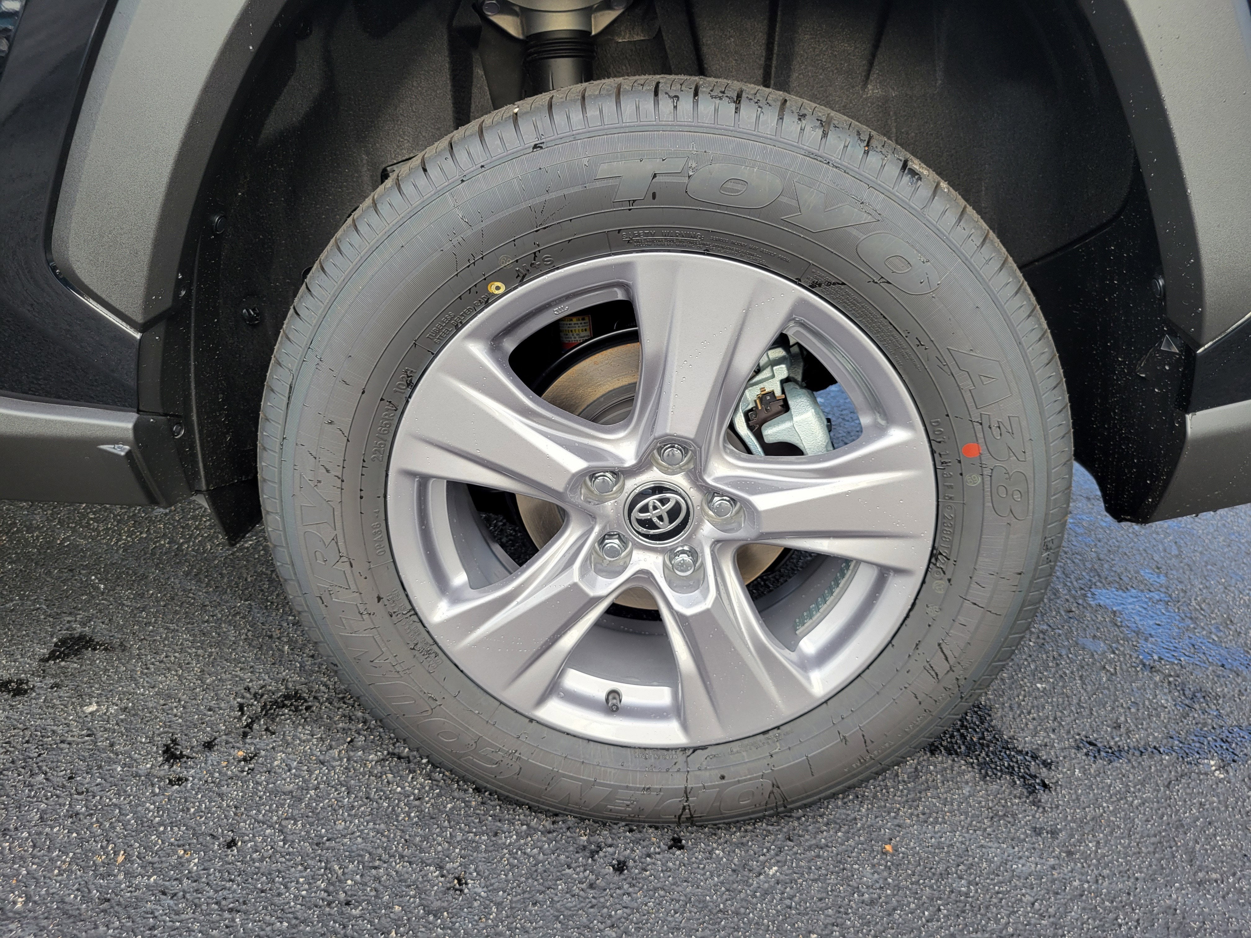 2025 Toyota RAV4 Hybrid Hybrid XLE