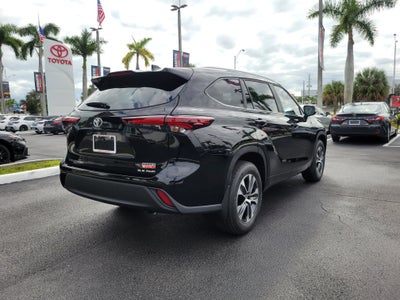 2026 Toyota Highlander Hybrid Hybrid XLE