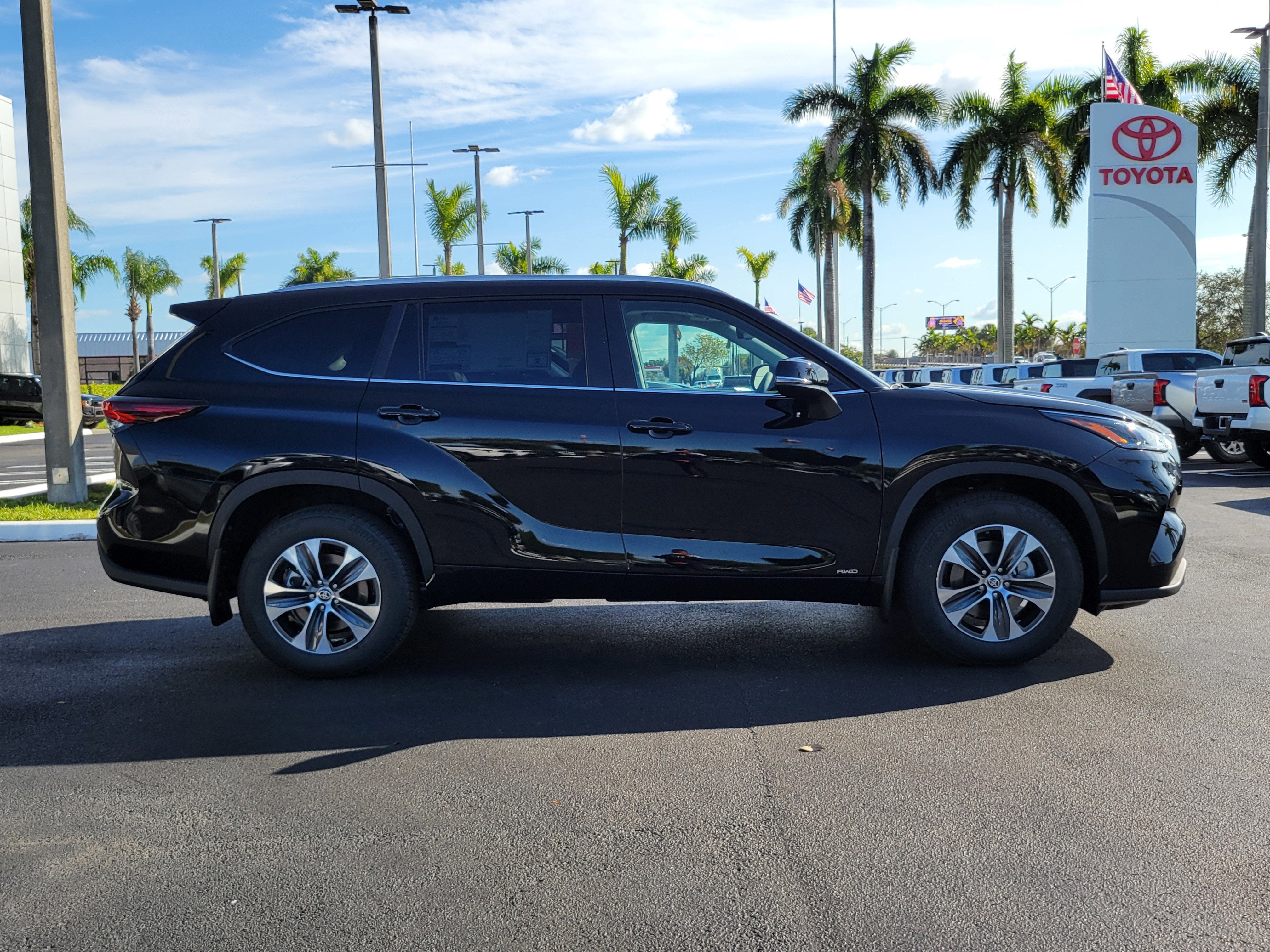 2026 Toyota Highlander XLE