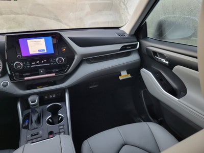 2026 Toyota Highlander XLE