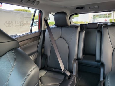 2026 Toyota Highlander Platinum