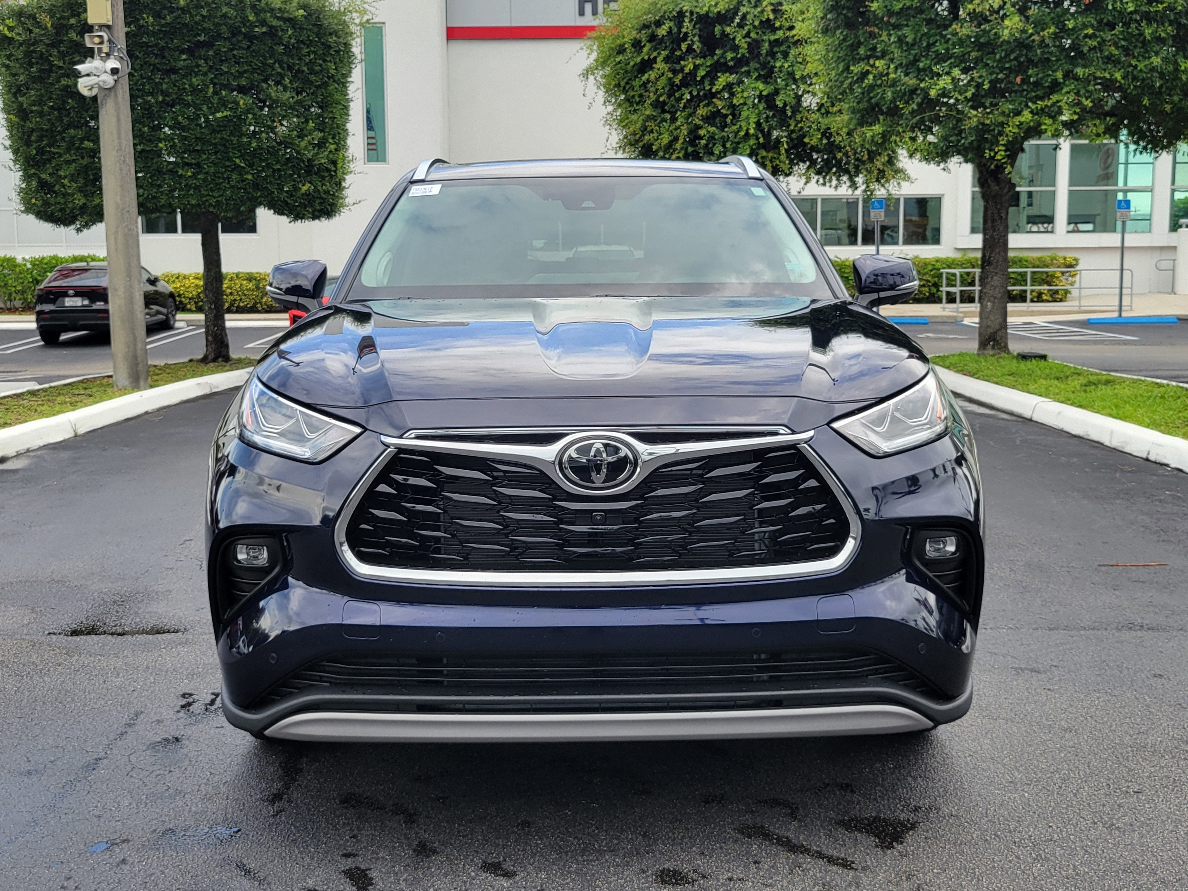 2026 Toyota Highlander Platinum