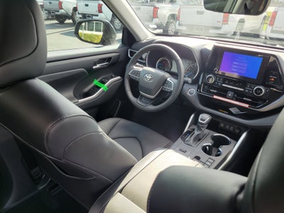 2026 Toyota Highlander XLE