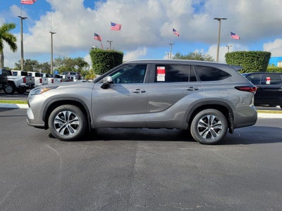 2026 Toyota Highlander XLE