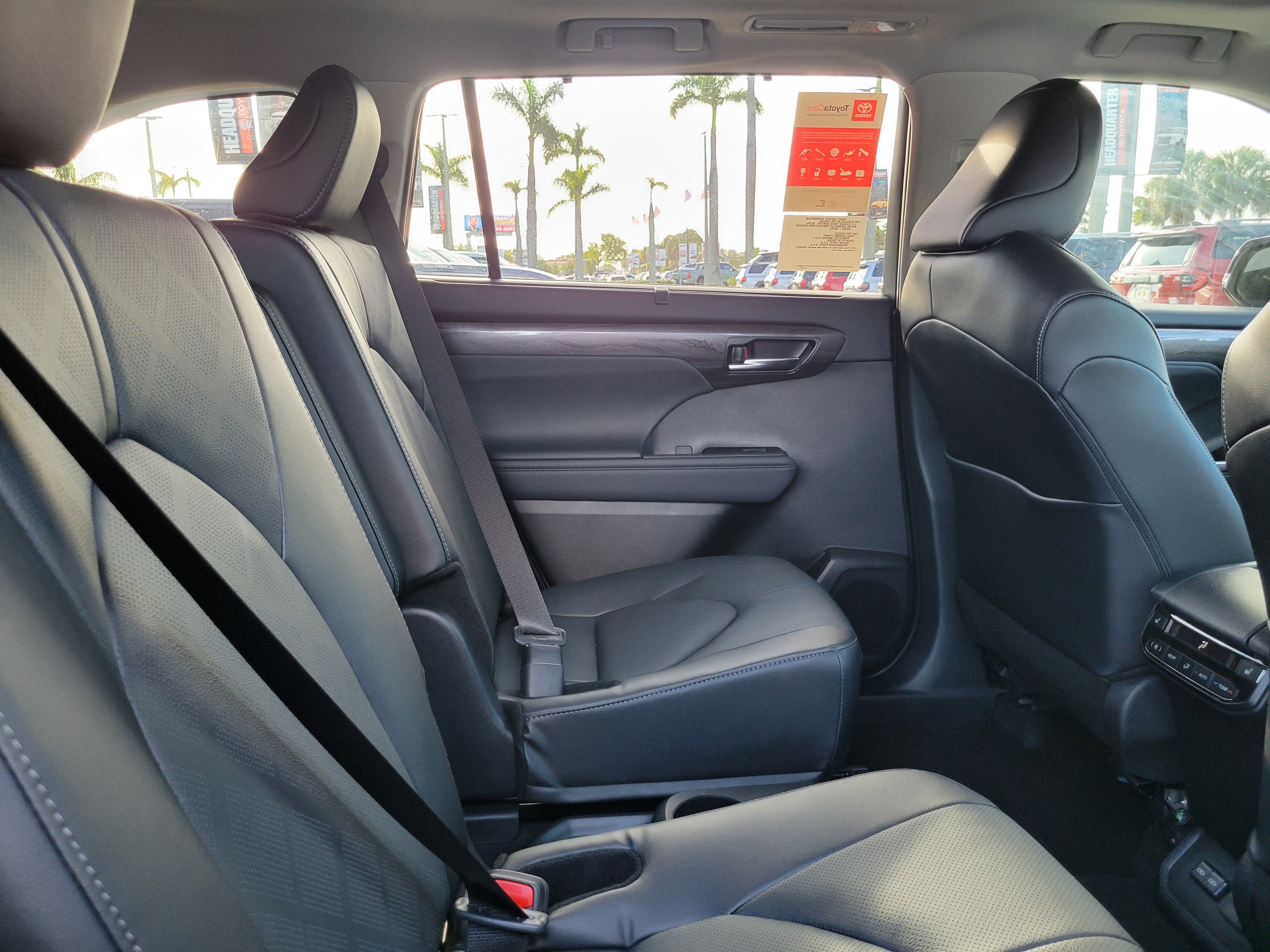 2026 Toyota Highlander Platinum