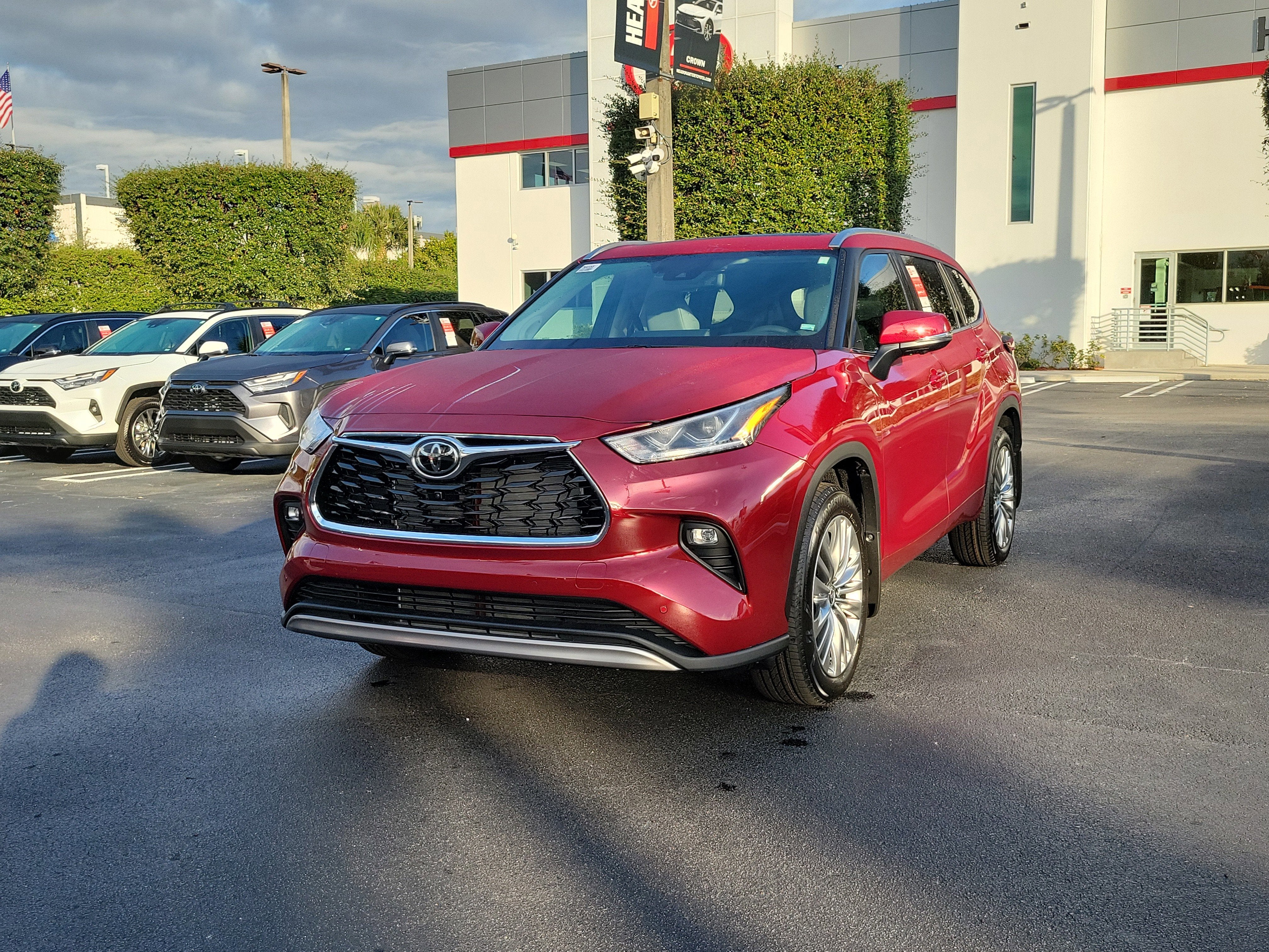 2026 Toyota Highlander Platinum