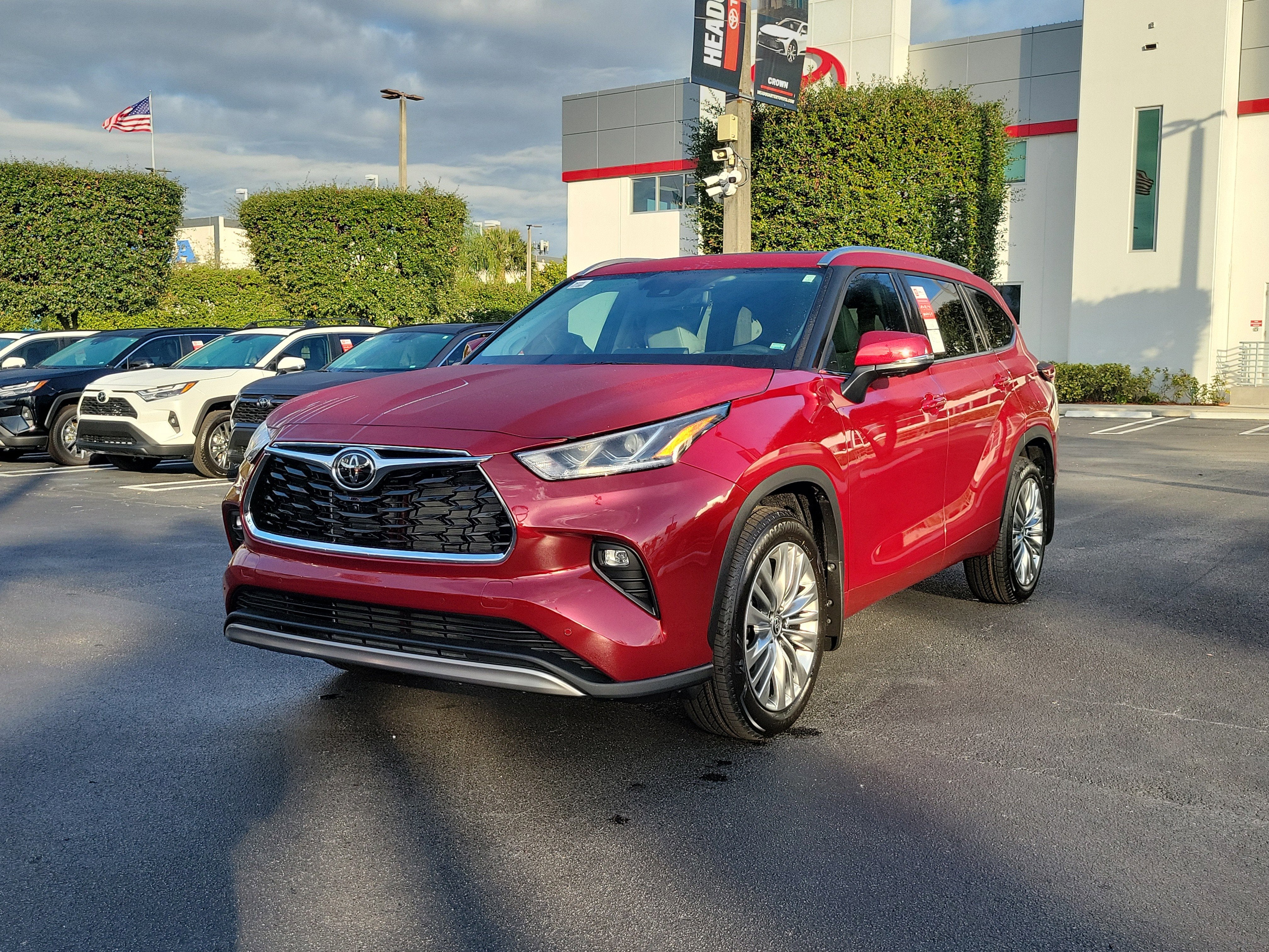 2026 Toyota Highlander Platinum