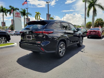 2026 Toyota Highlander XLE
