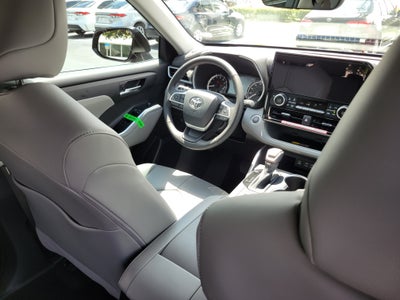 2026 Toyota Highlander XLE