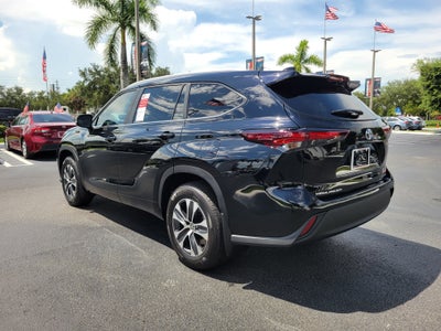 2026 Toyota Highlander XLE
