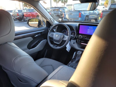 2026 Toyota Highlander Hybrid Hybrid Limited
