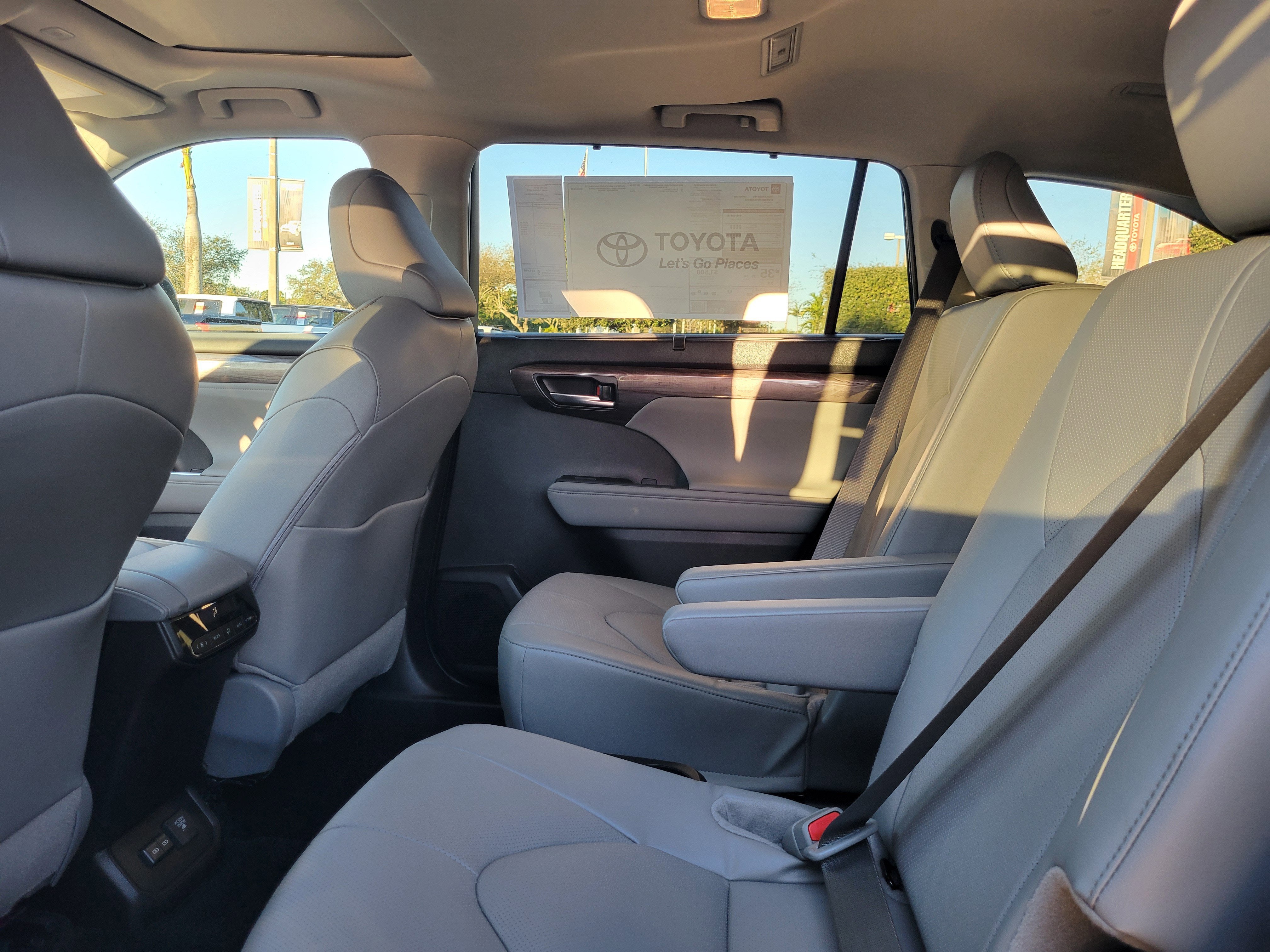 2026 Toyota Highlander Hybrid Hybrid Limited