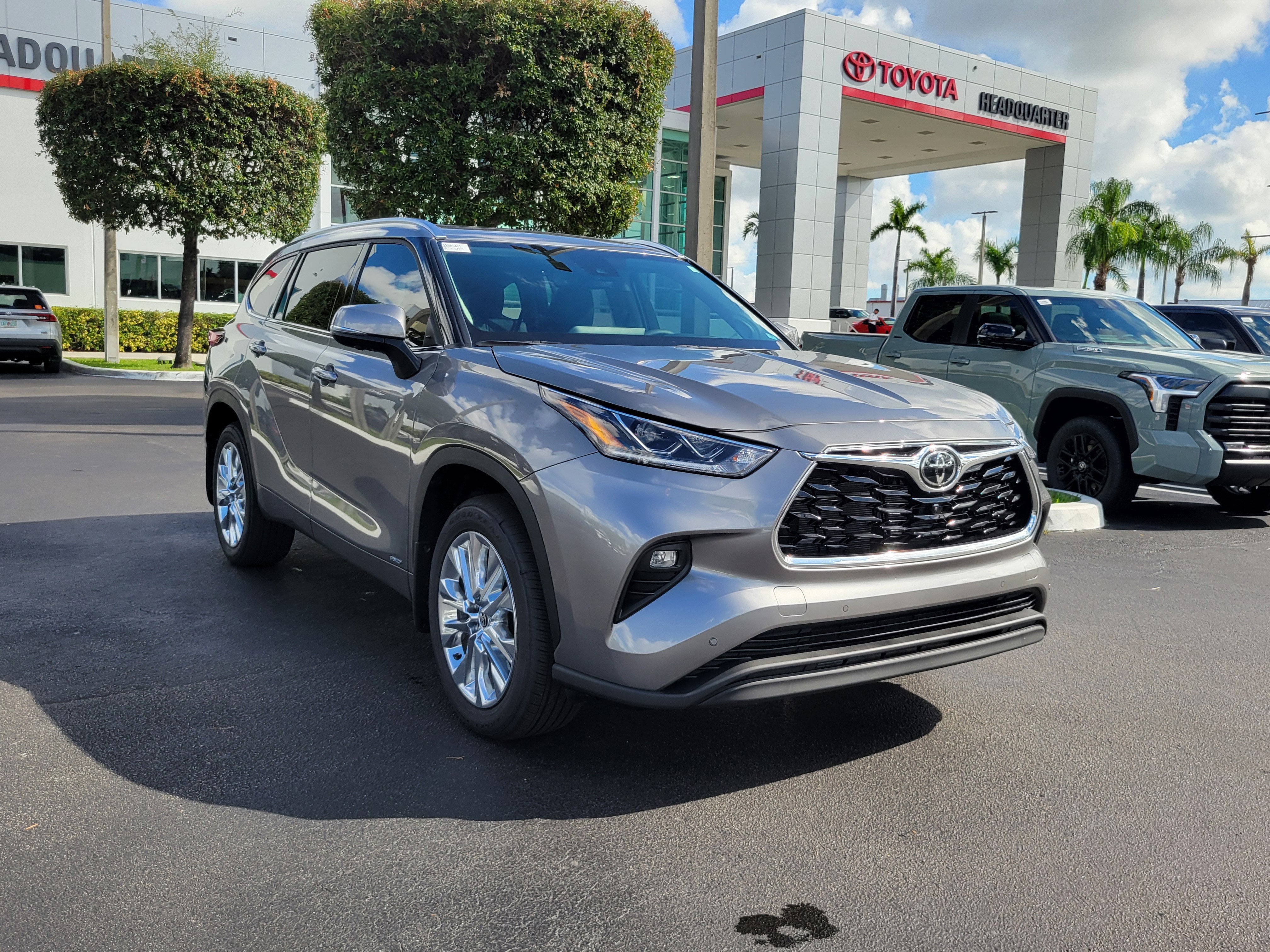 2026 Toyota Highlander Hybrid Hybrid Limited
