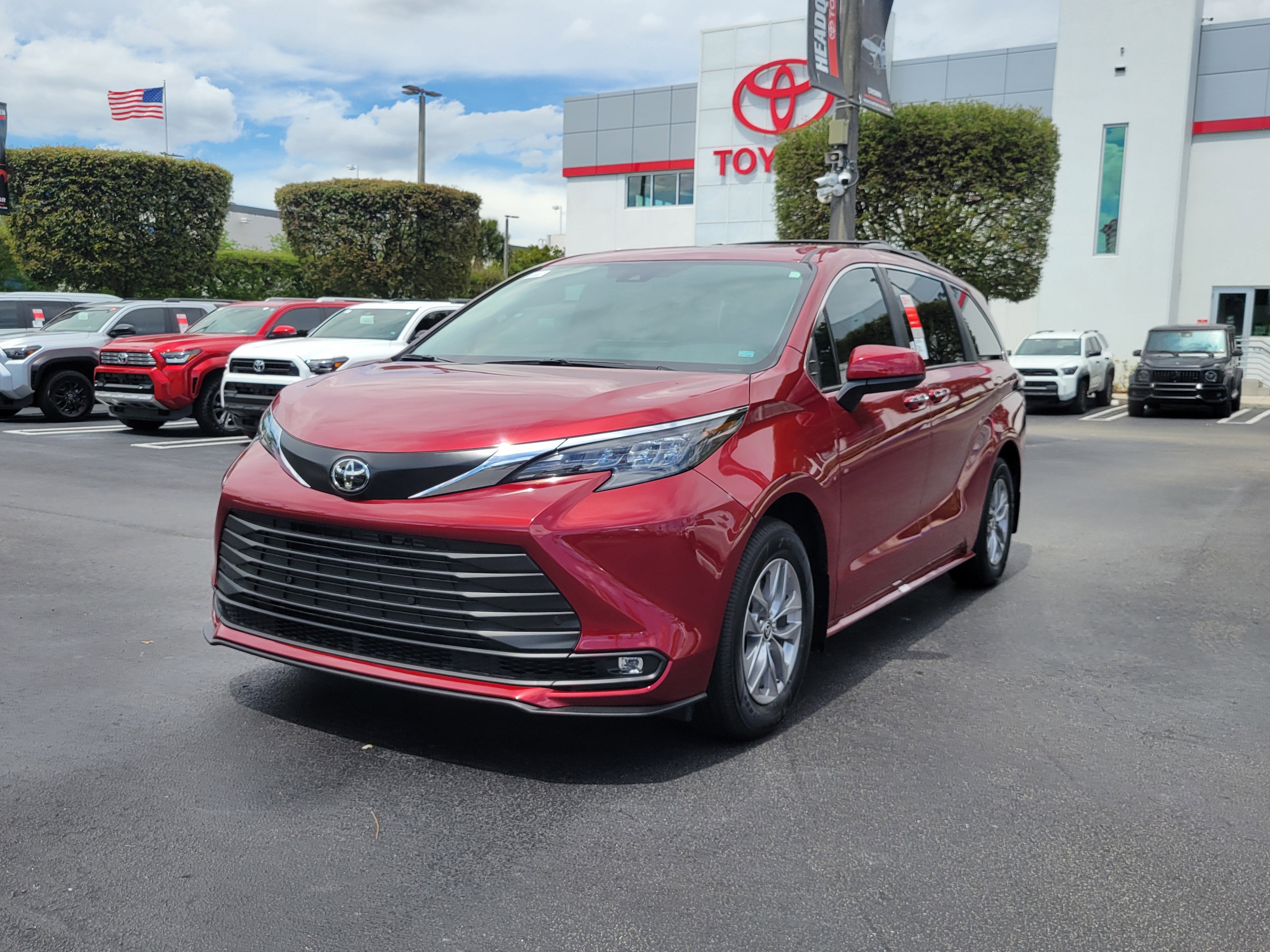 2026 Toyota Sienna XLE