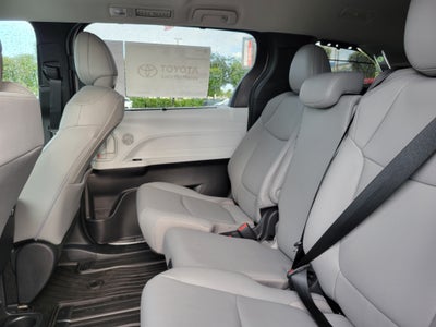 2026 Toyota Sienna XLE
