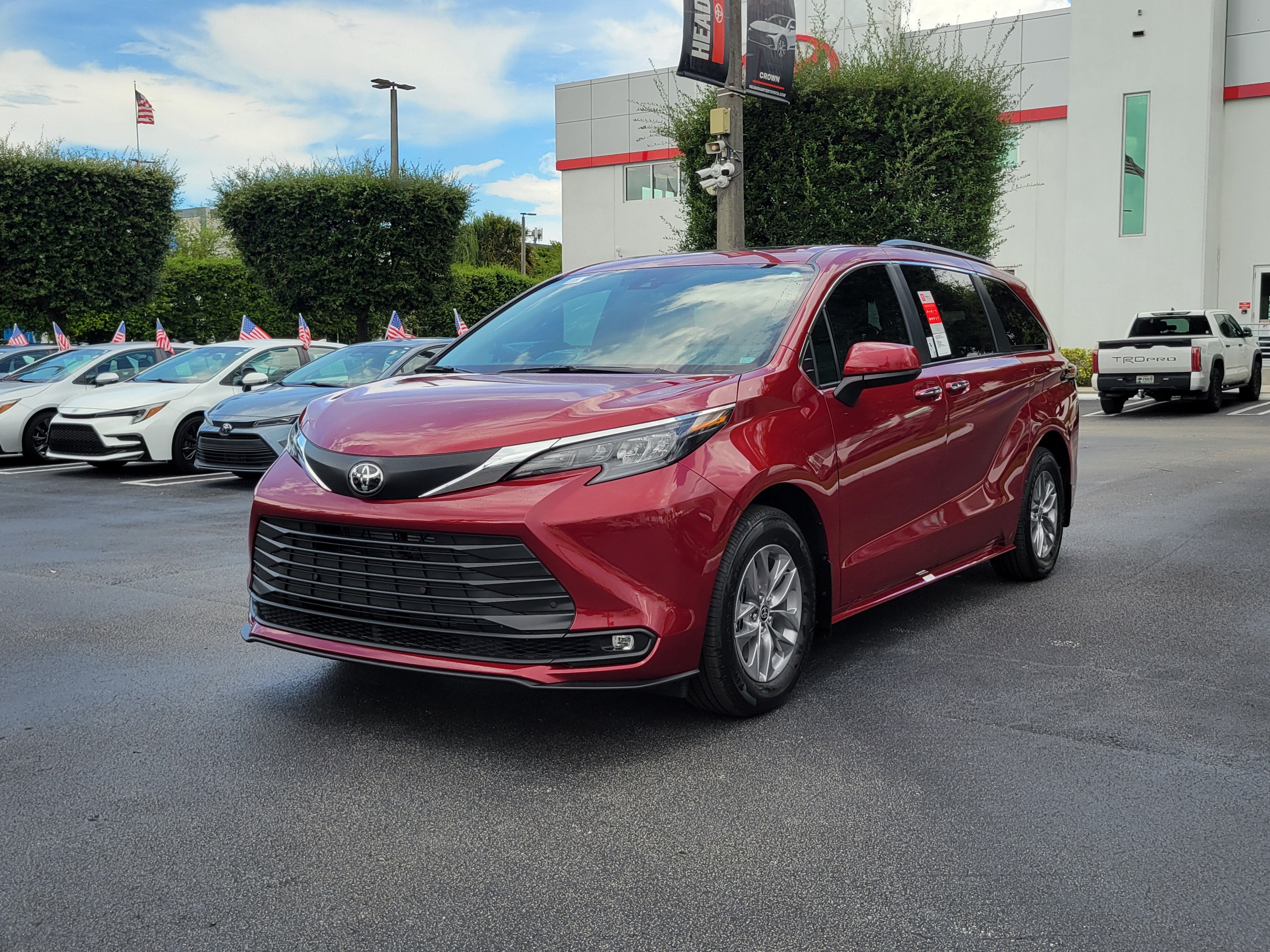 2026 Toyota Sienna XLE
