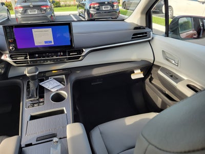 2026 Toyota Sienna XLE