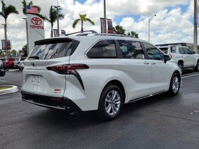 2026 Toyota Sienna Limited