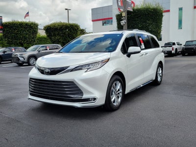 2026 Toyota Sienna Limited