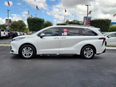 2026 Toyota Sienna Limited