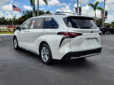 2026 Toyota Sienna Limited