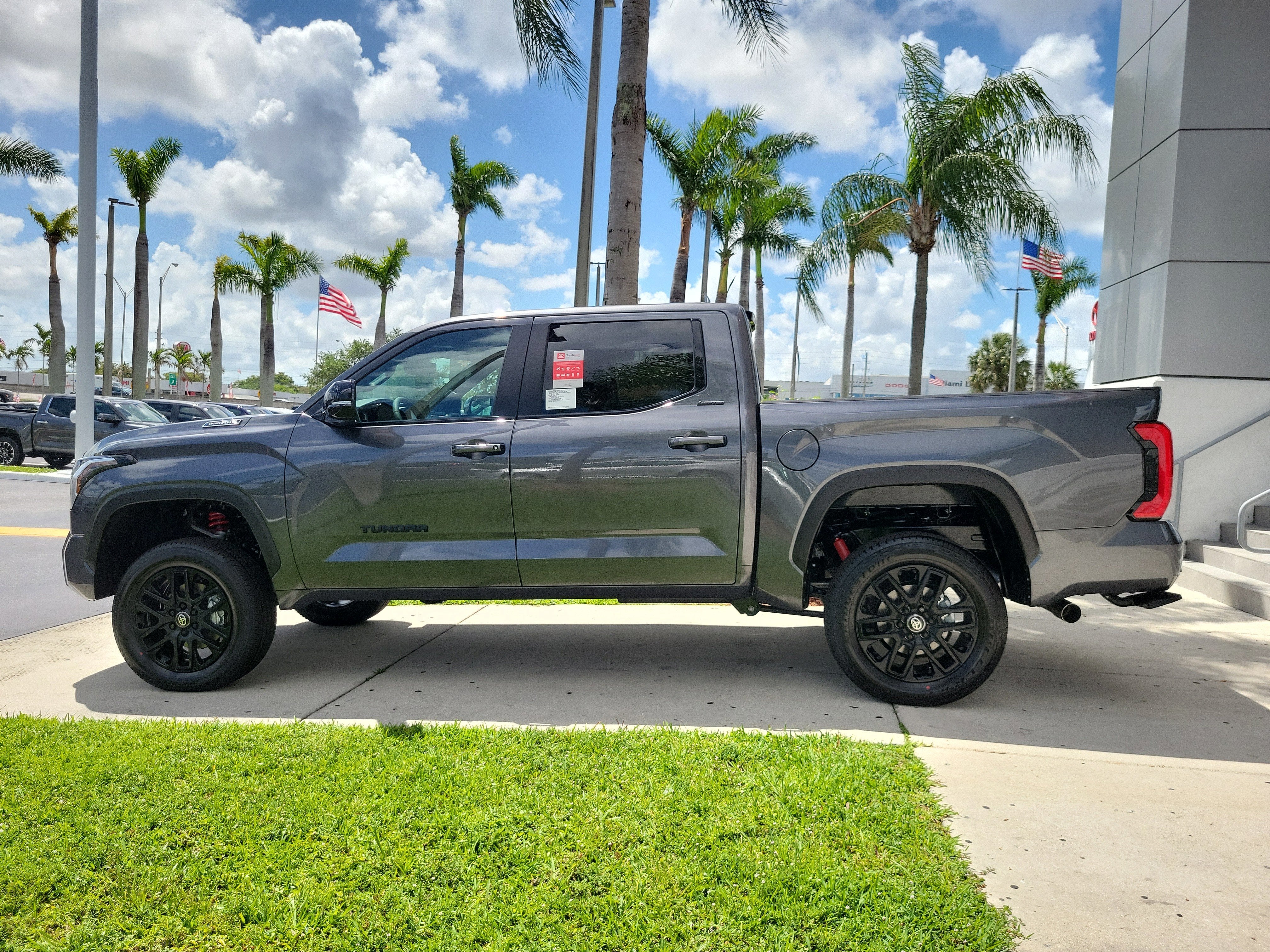 2026 Toyota Tundra i-FORCE MAX Limited i-FORCE MAX