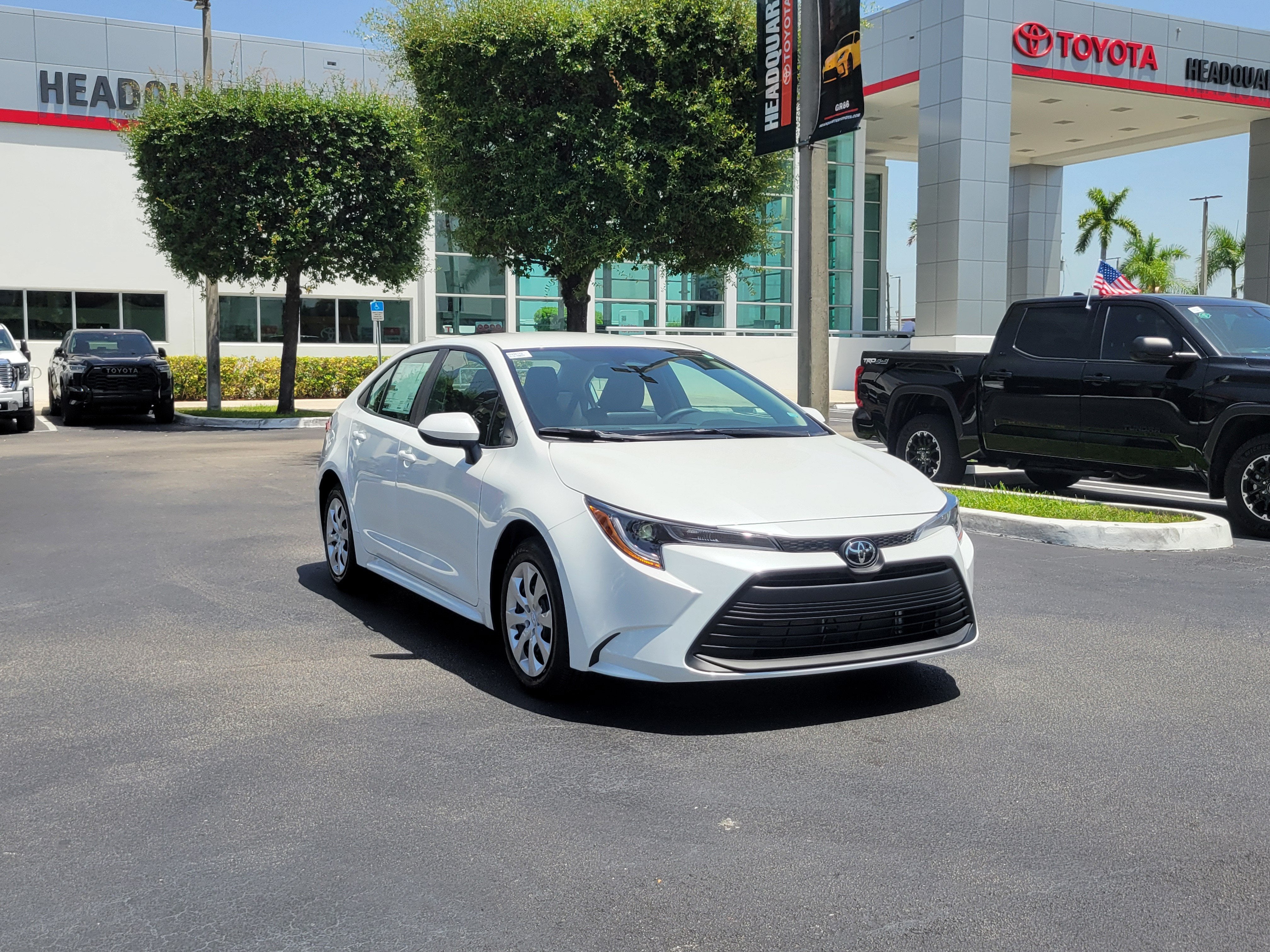 2027 Toyota Corolla LE