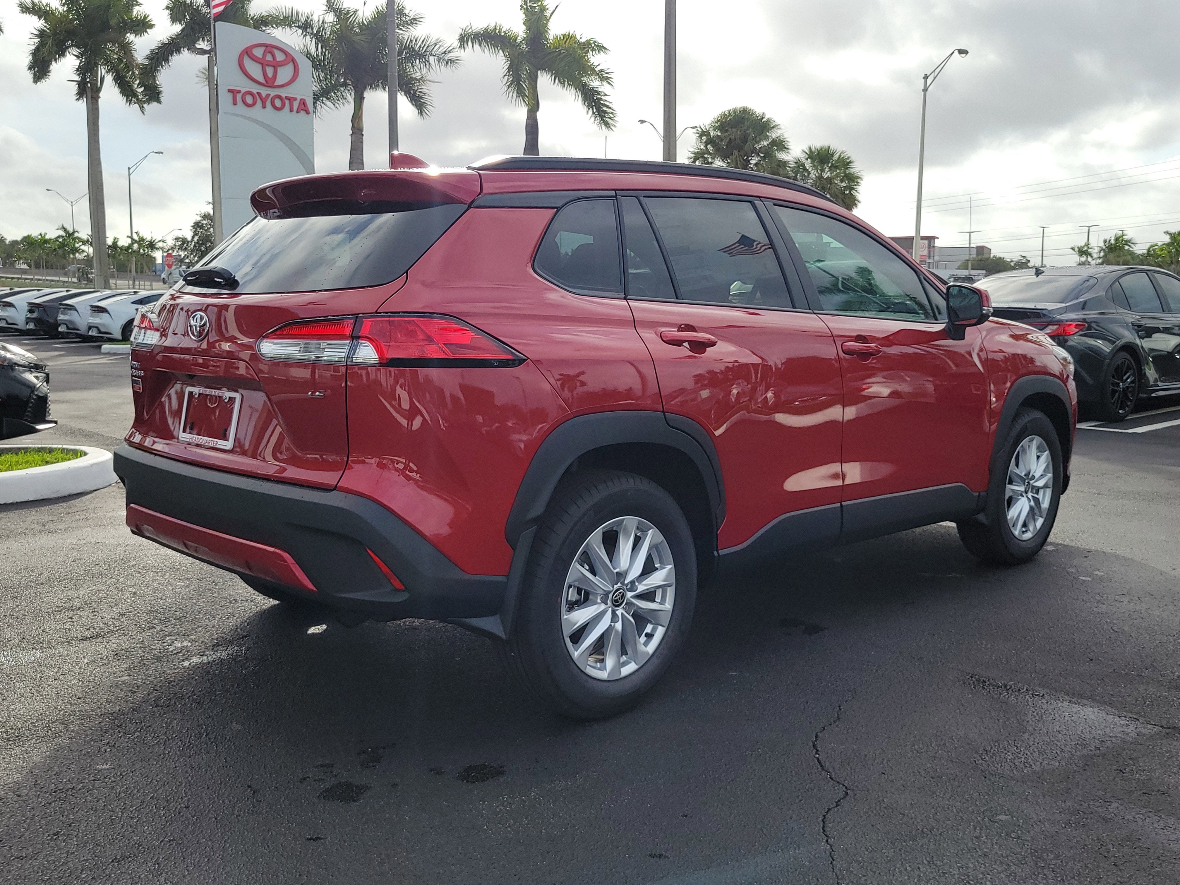 2026 Toyota Corolla Cross LE