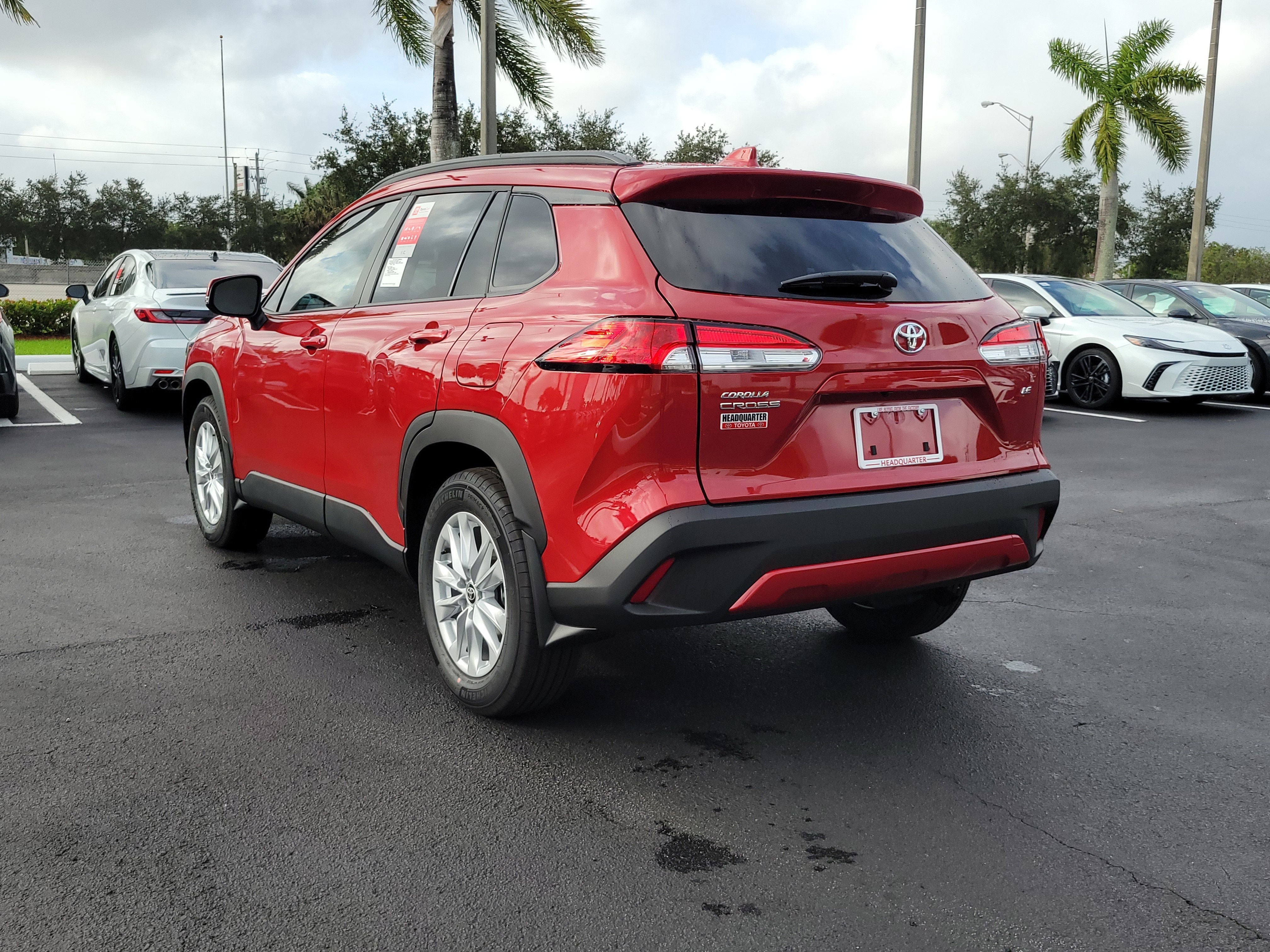 2026 Toyota Corolla Cross LE