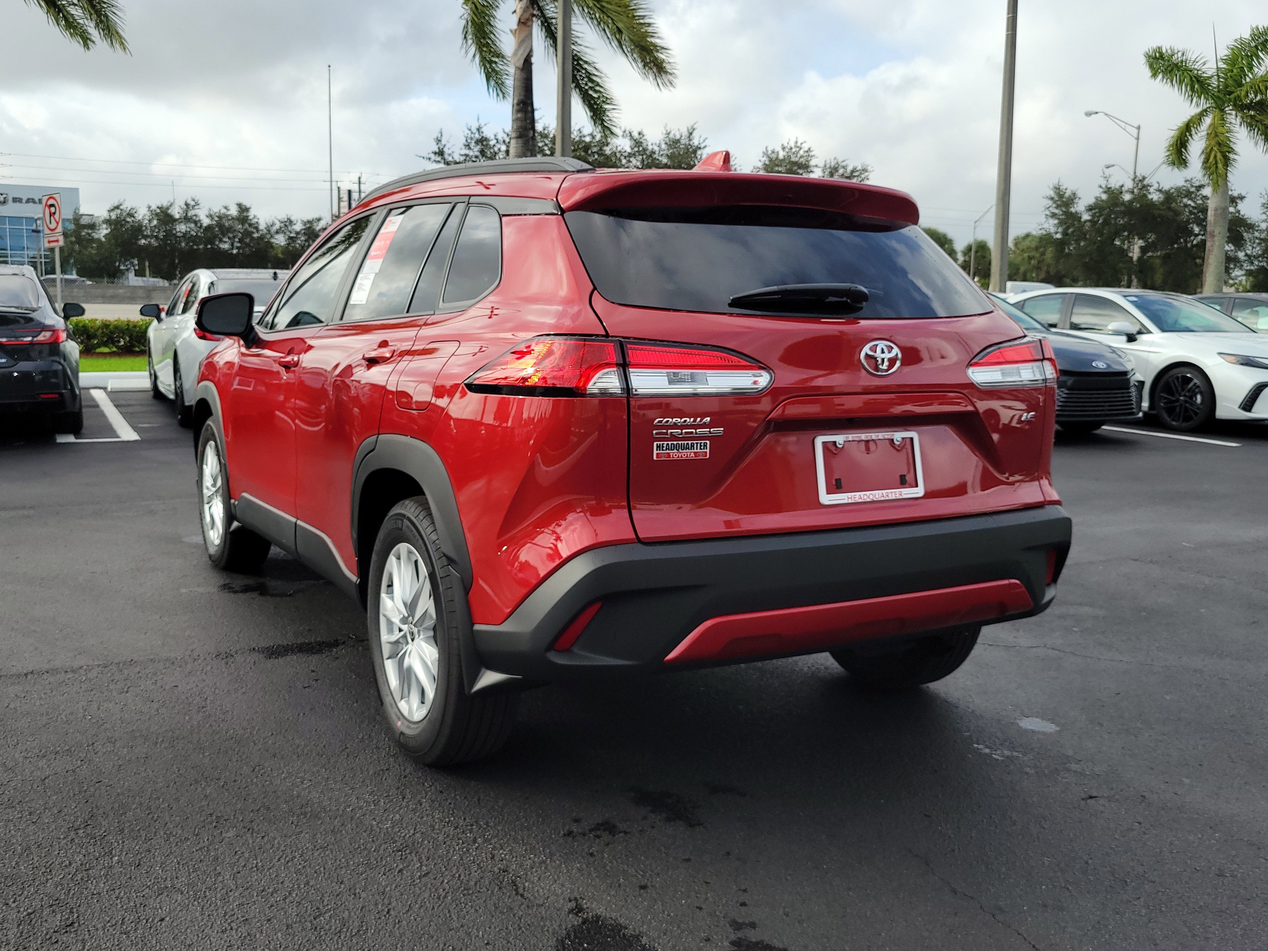 2026 Toyota Corolla Cross LE