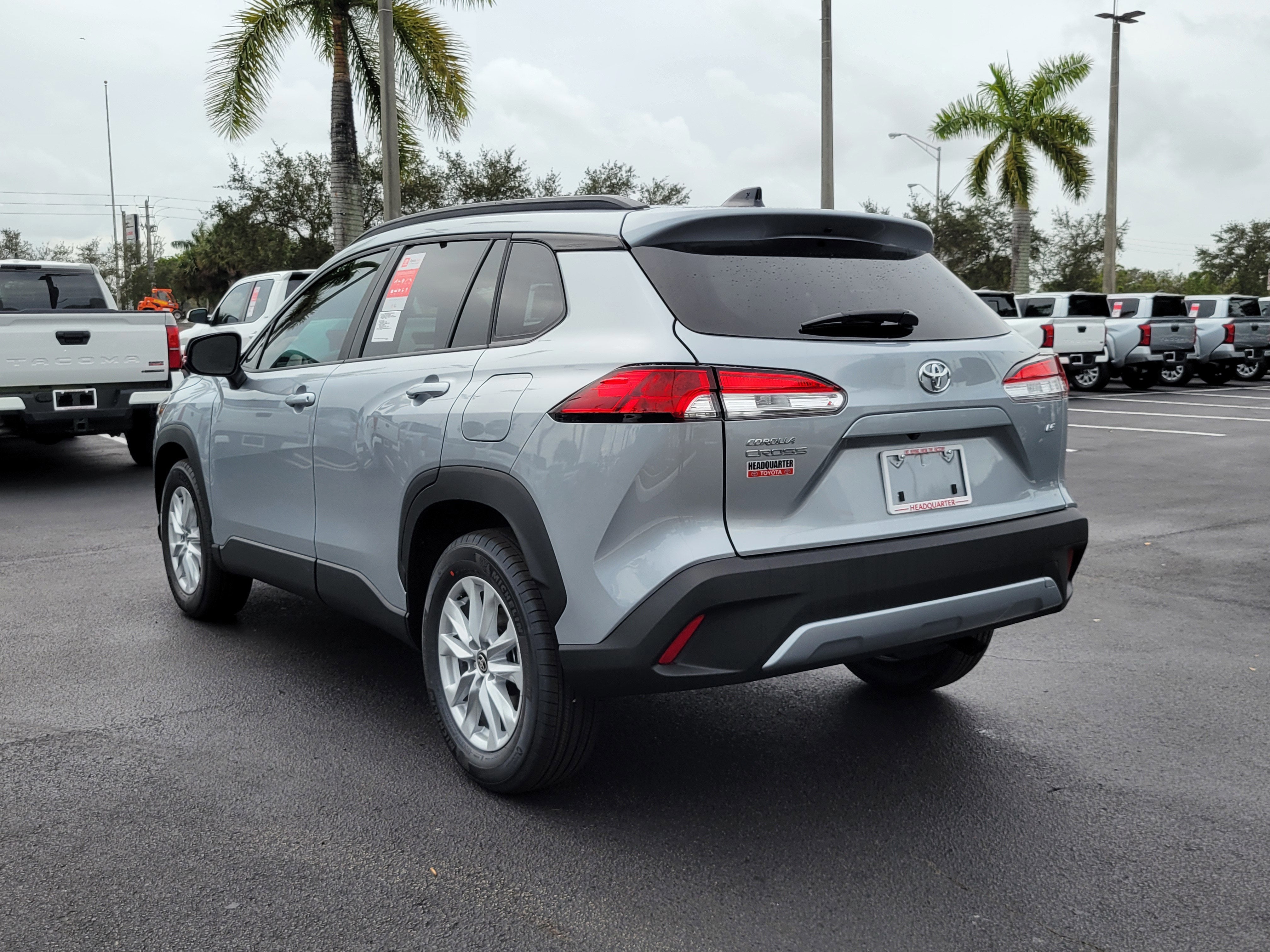 2026 Toyota Corolla Cross LE