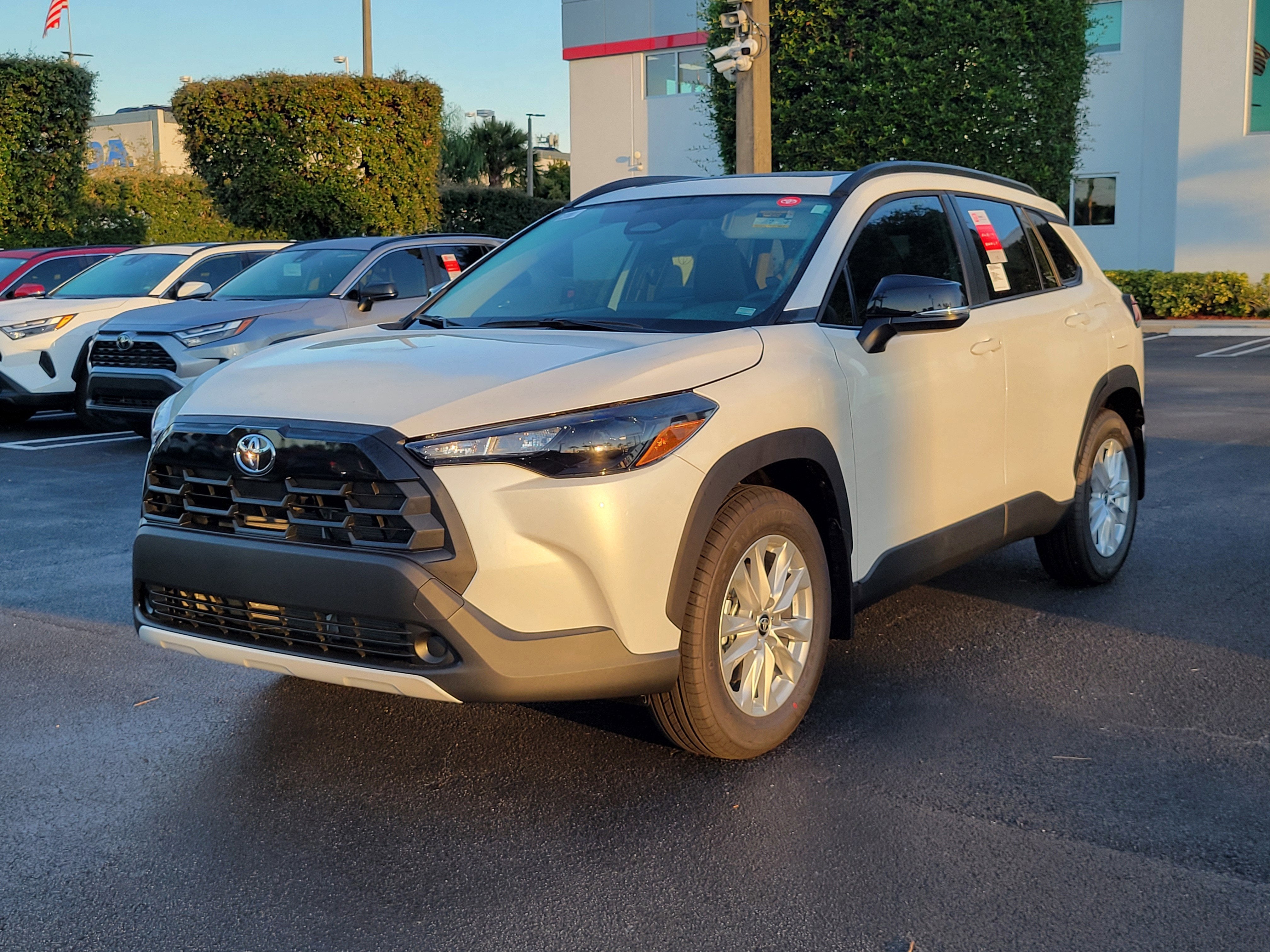 2026 Toyota Corolla Cross LE