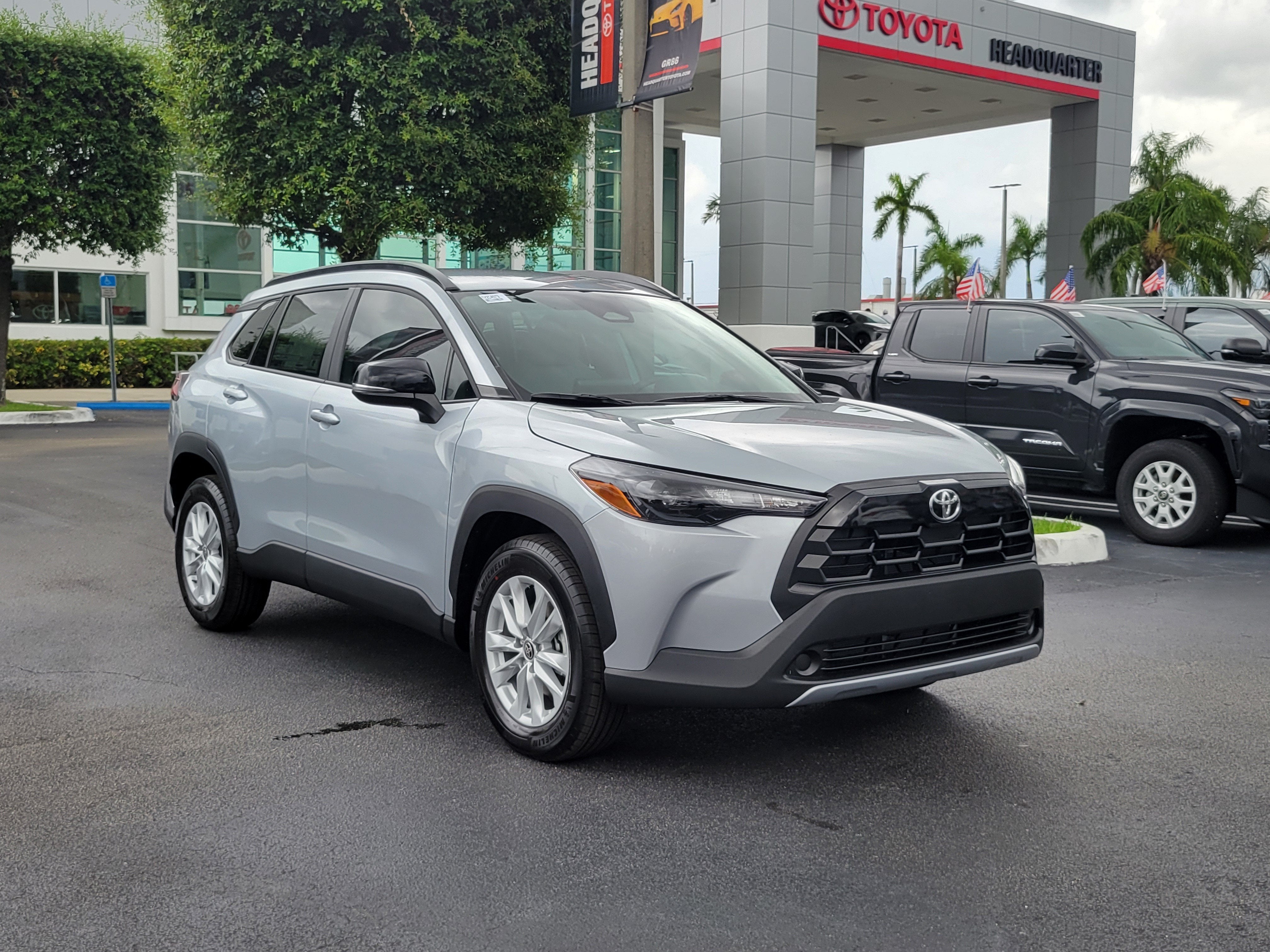 2026 Toyota Corolla Cross LE