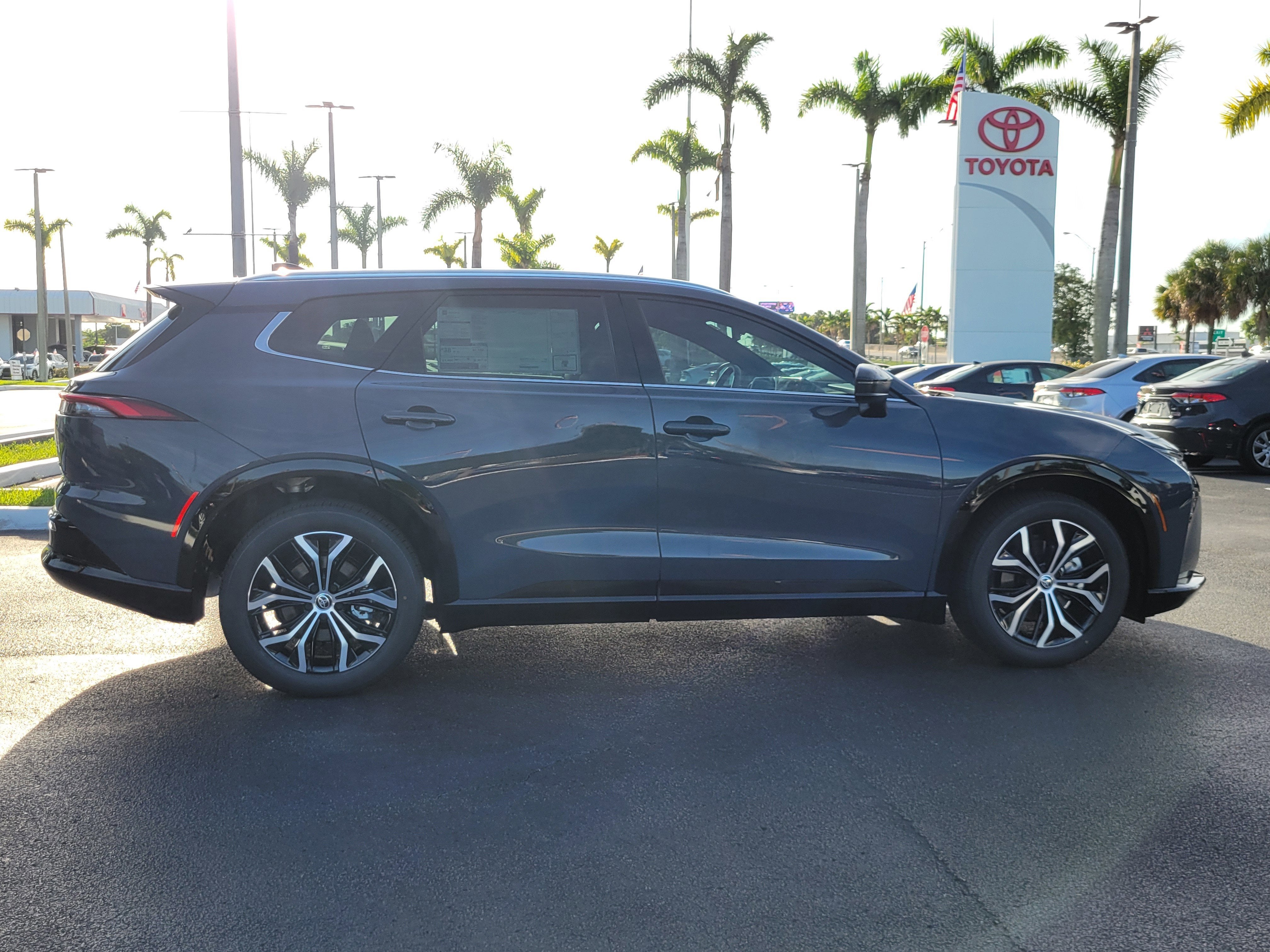 2026 Toyota Toyota Crown Signia XLE