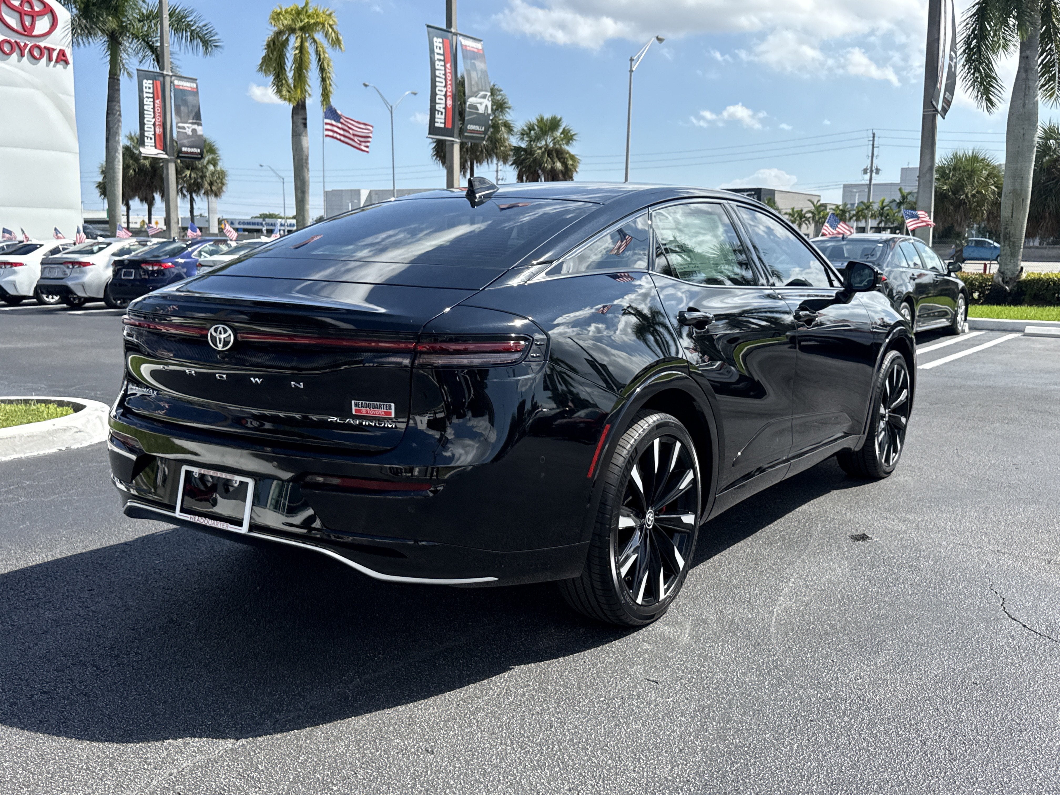 2027 Toyota Toyota Crown Platinum